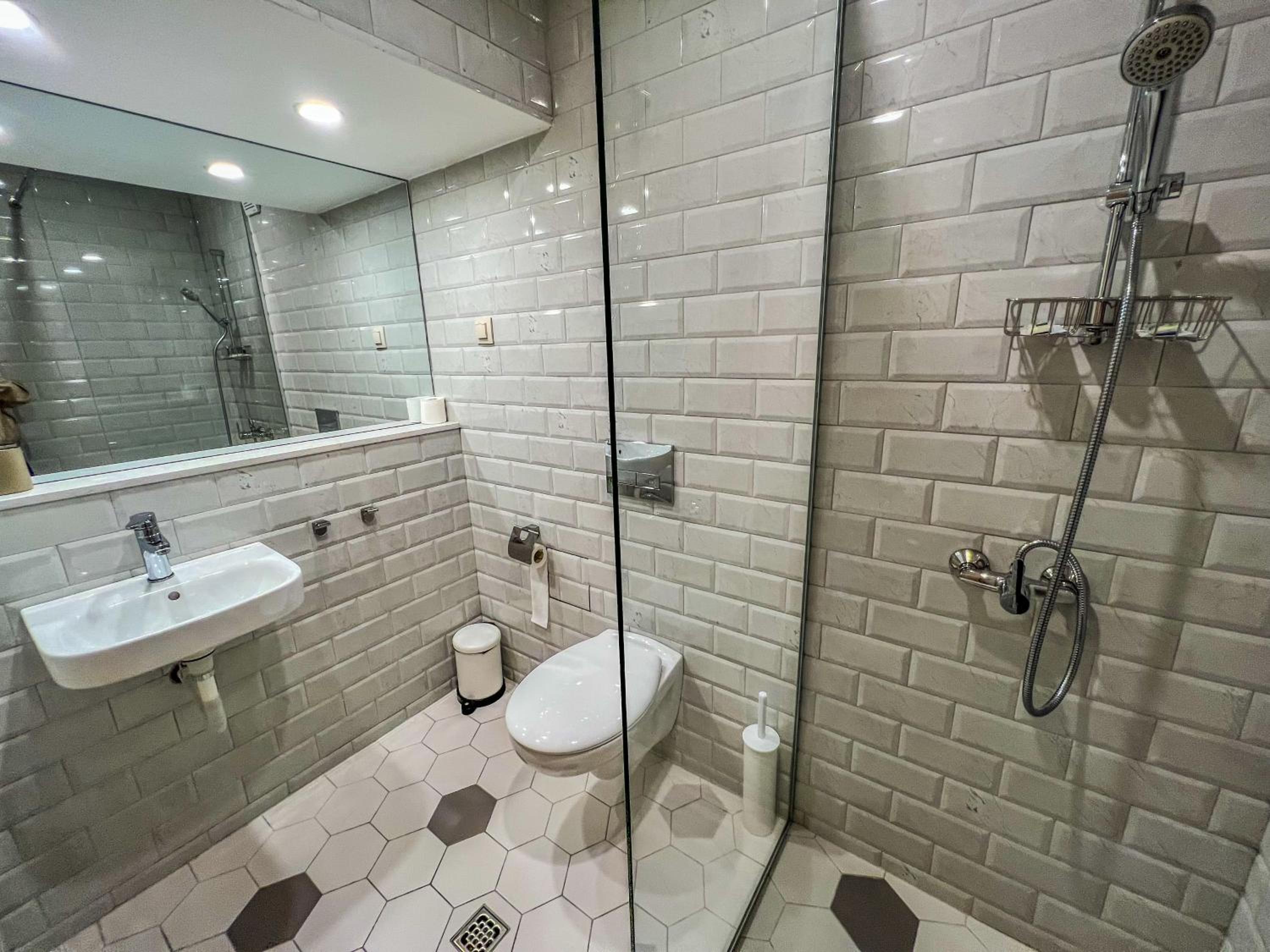 Large Single Room photo 2