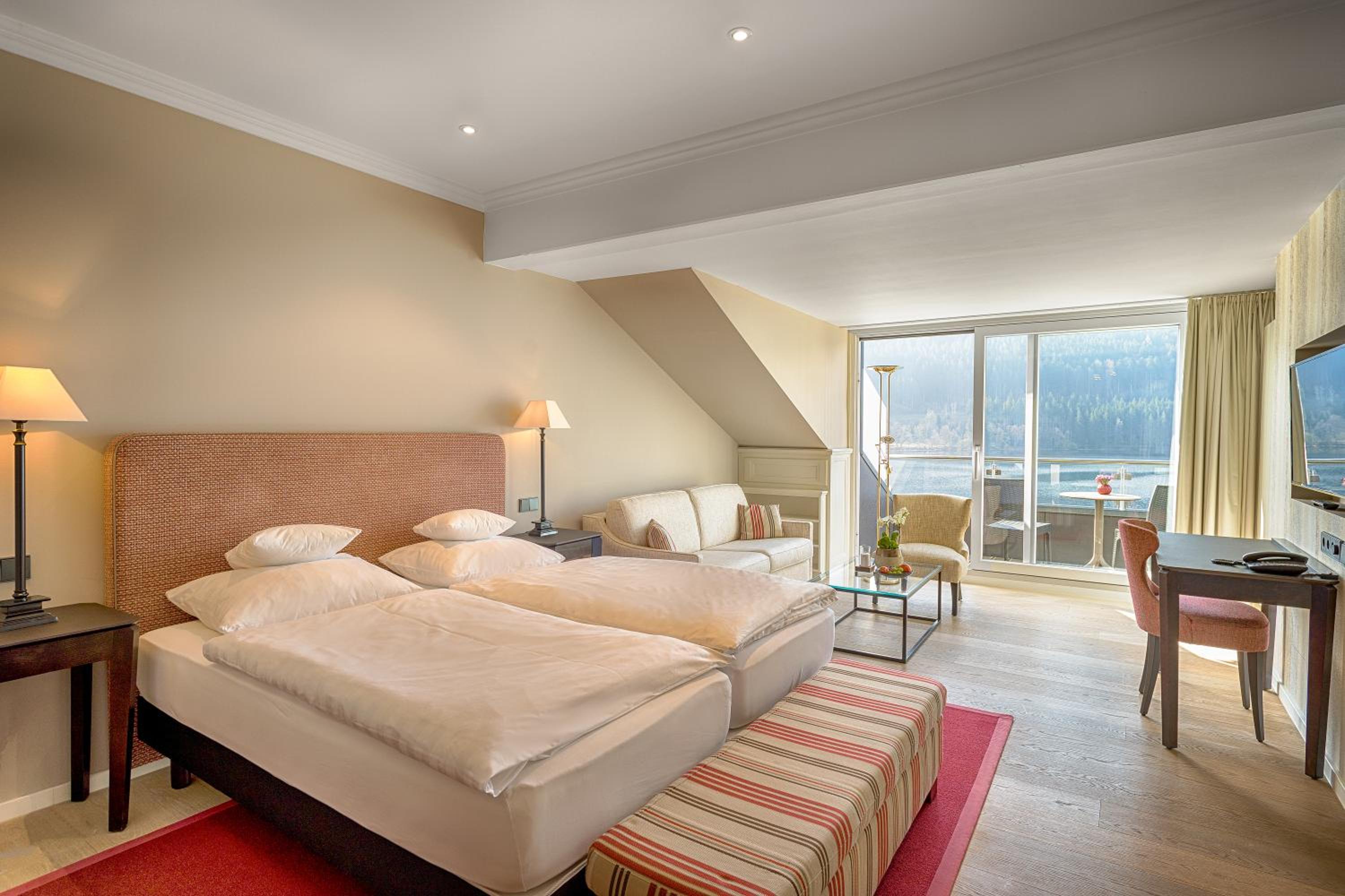 Superior Double Room with Lake View and Balcony or Terrace photo 1