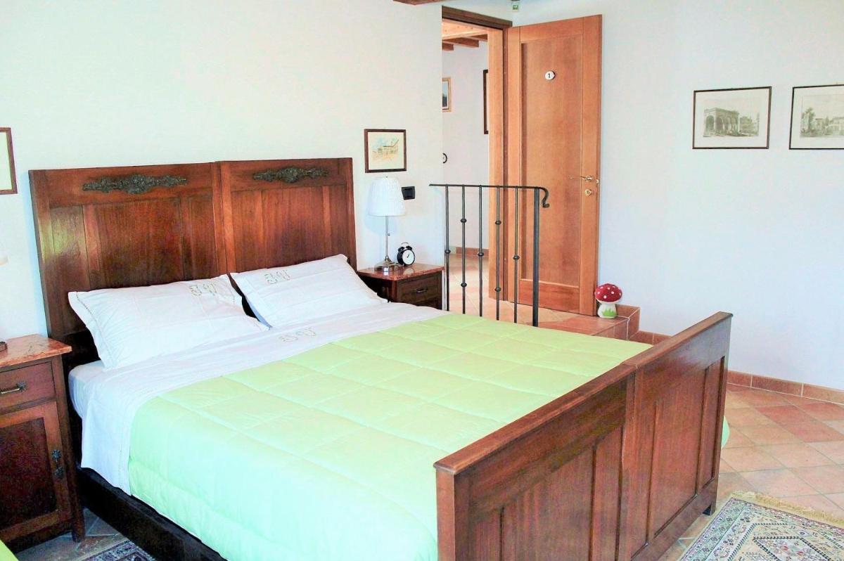 Quadruple Room with Private External Bathroom photo 3