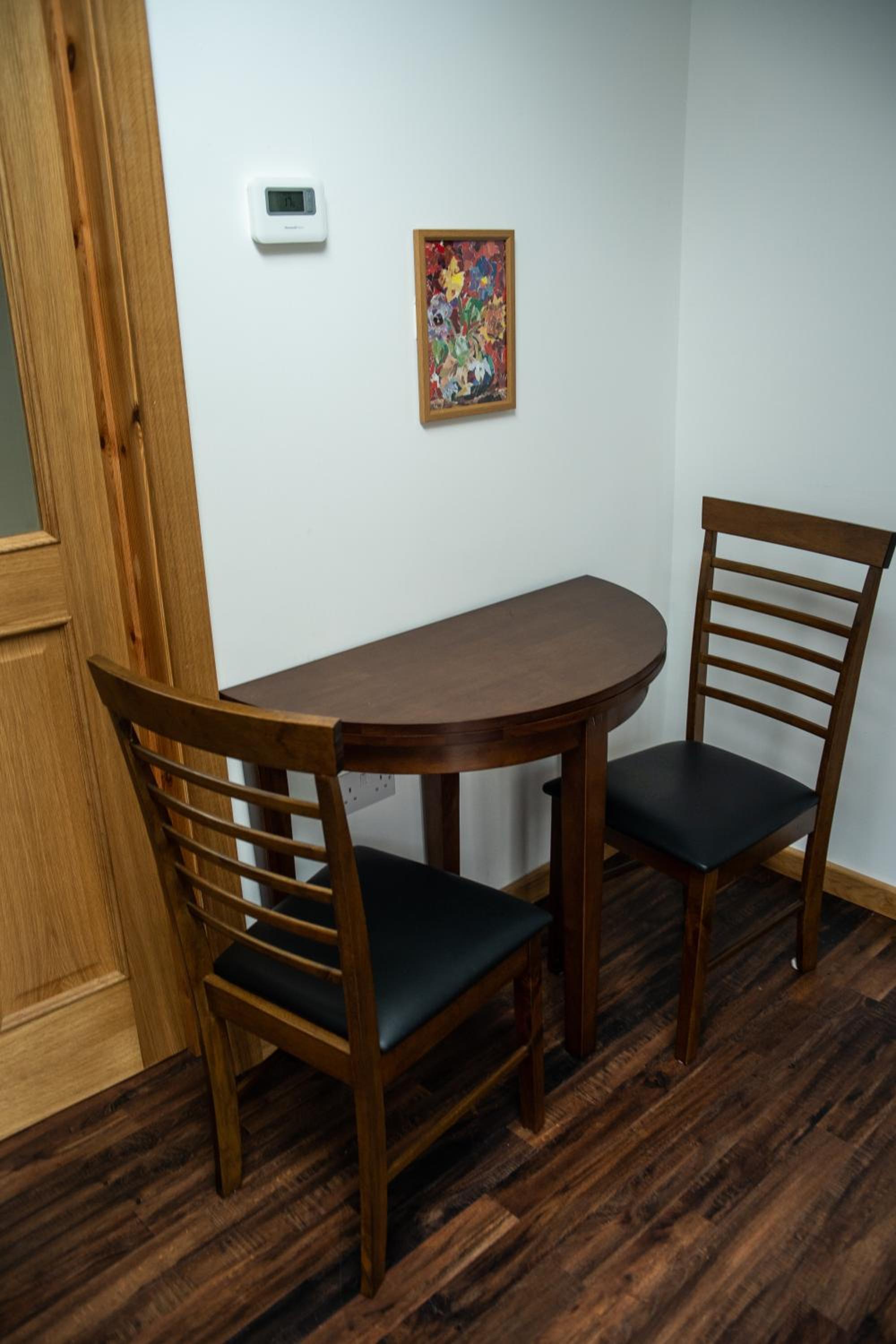 One-Bedroom Apartment - Photo 18