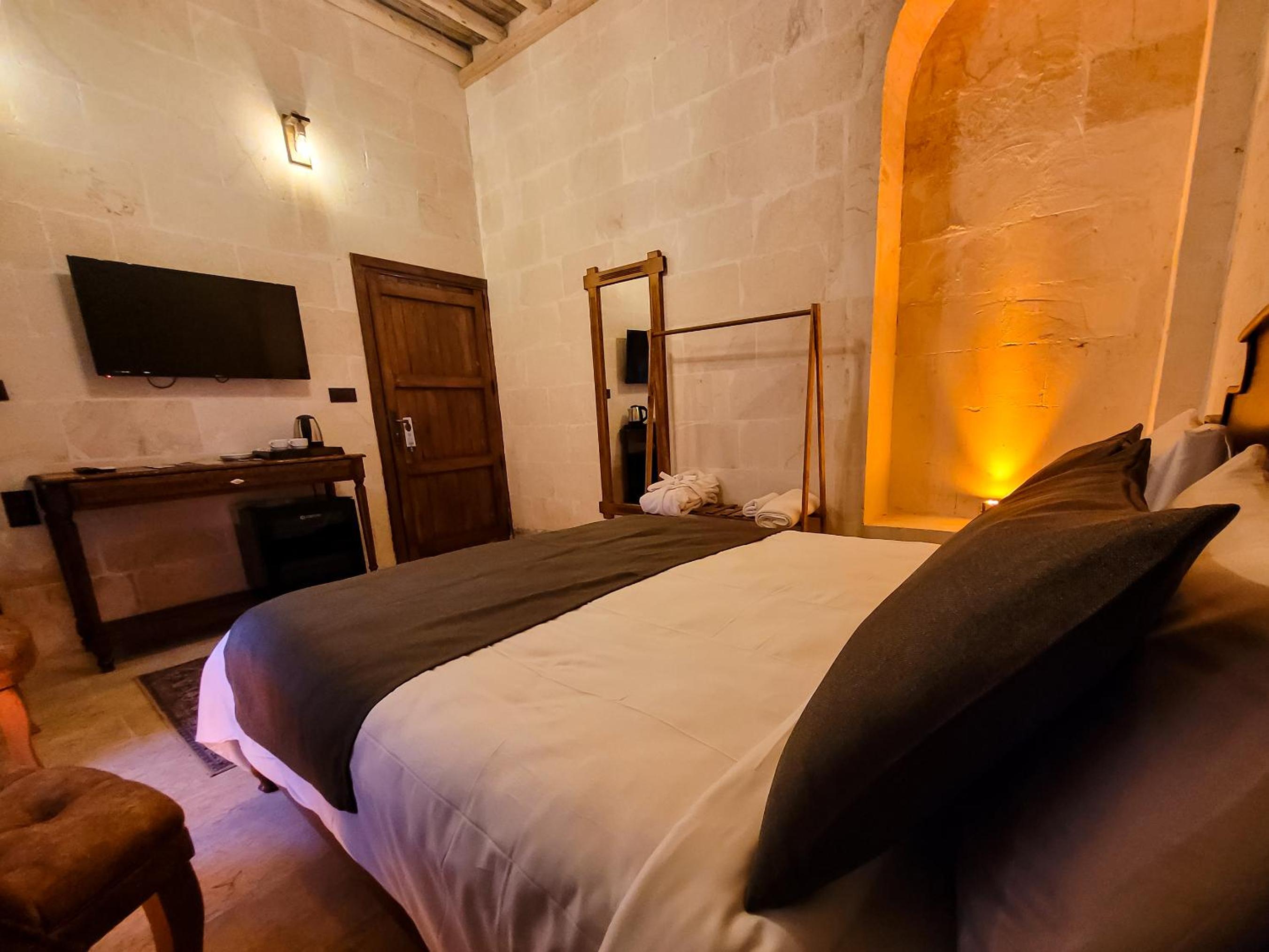 Standard Double Room - Photo 1