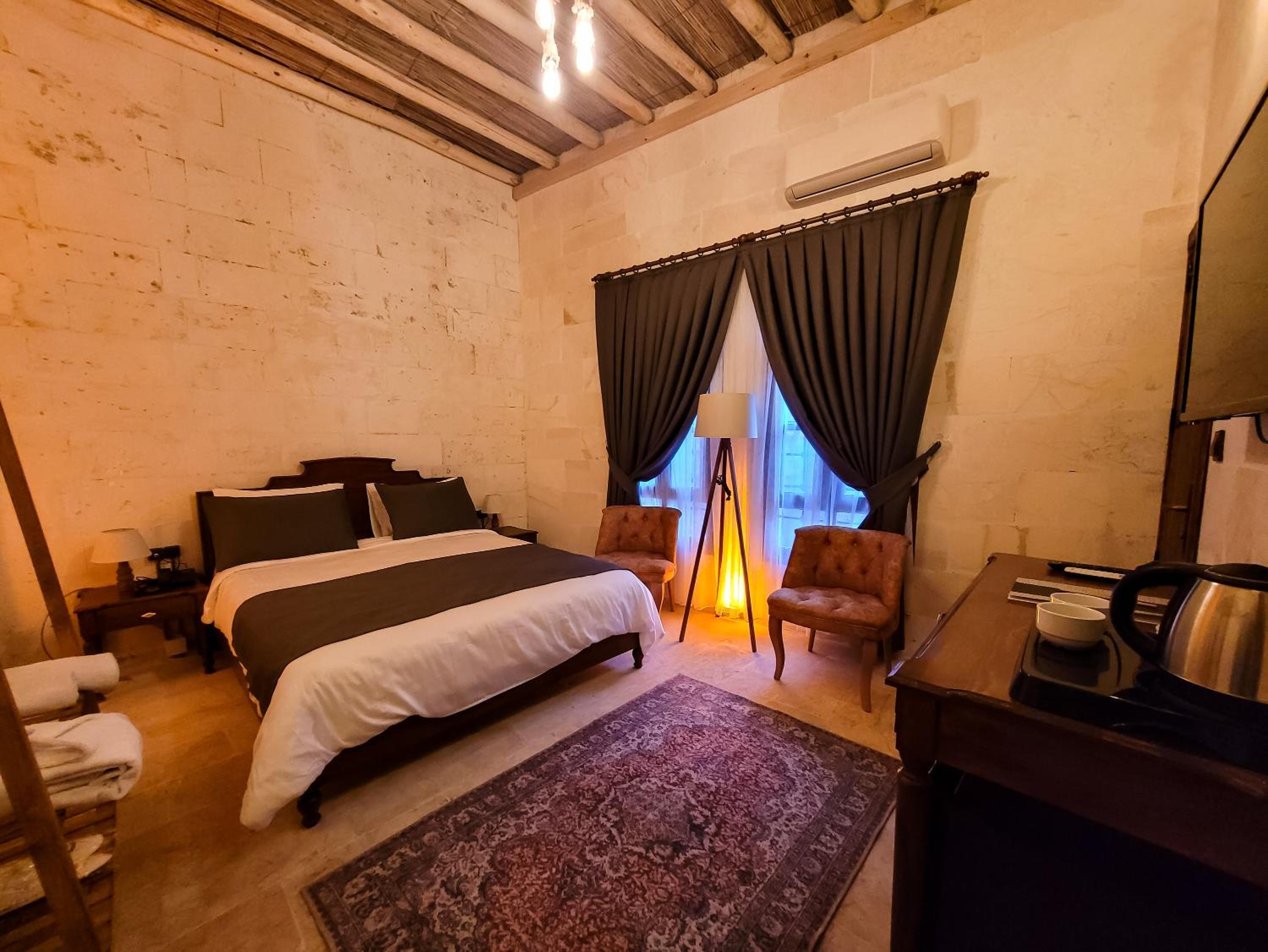 Standard Double Room - Photo 3
