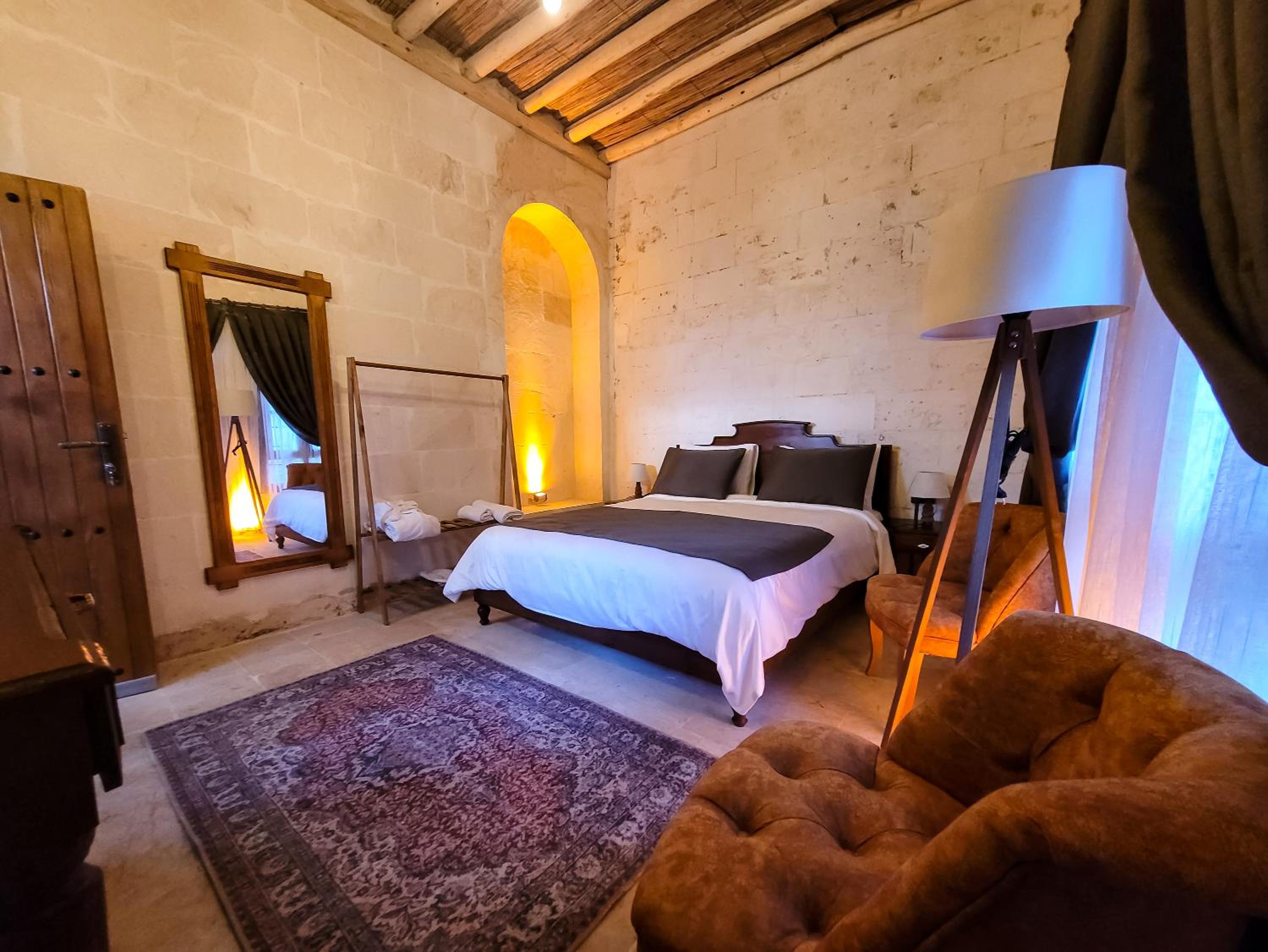 Standard Double Room - Photo 2