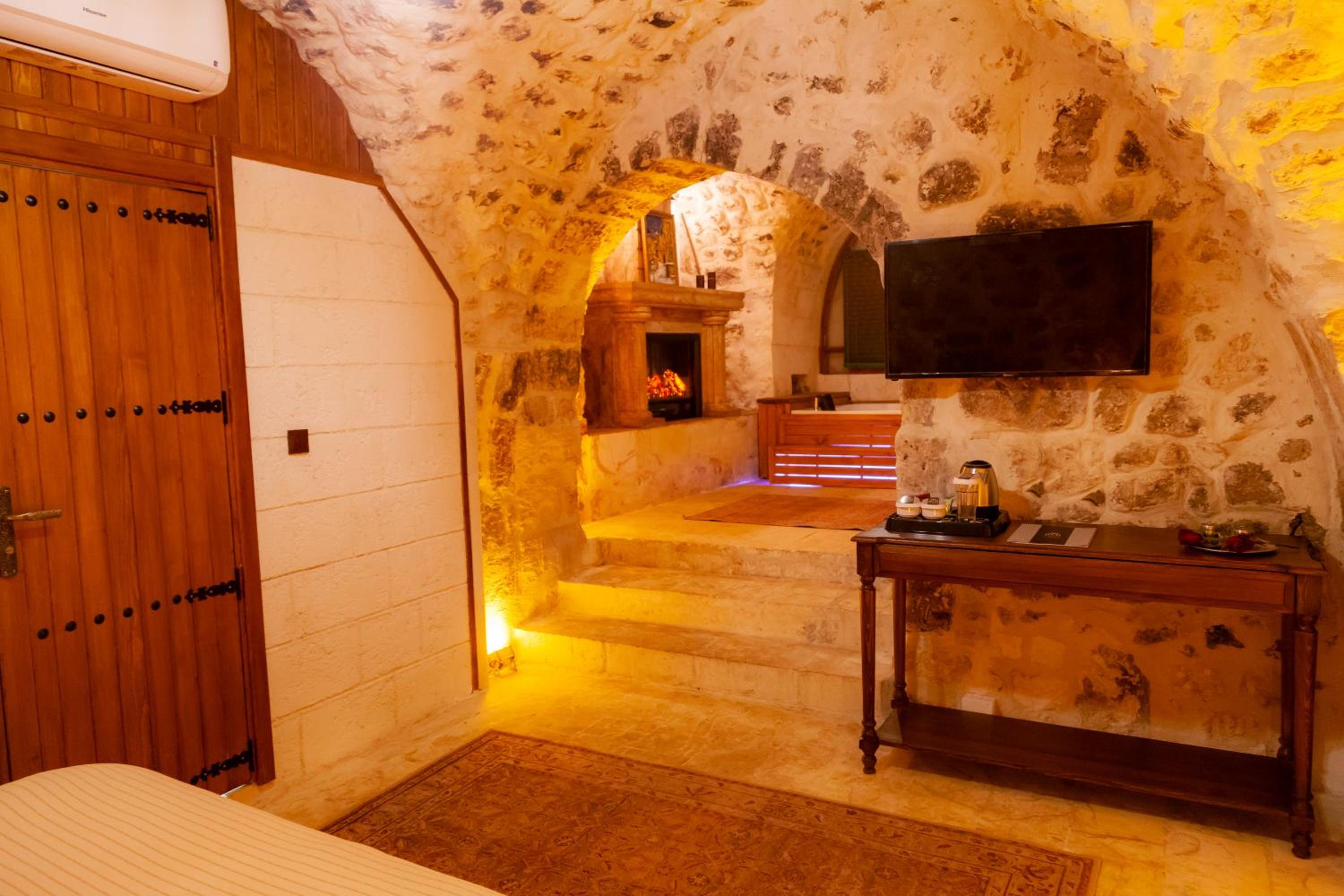 Deluxe Double Room - Photo 3