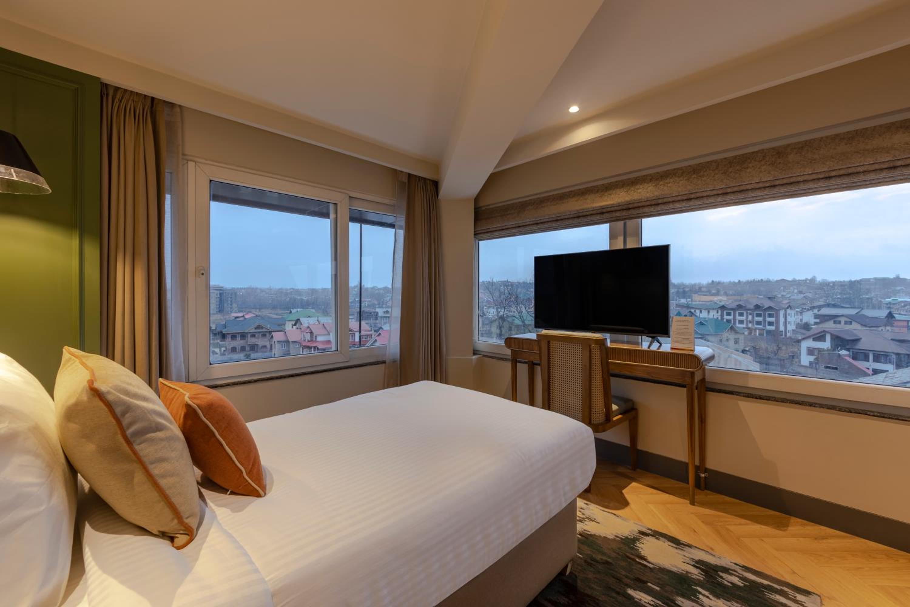 Studio - 1 Single Bed