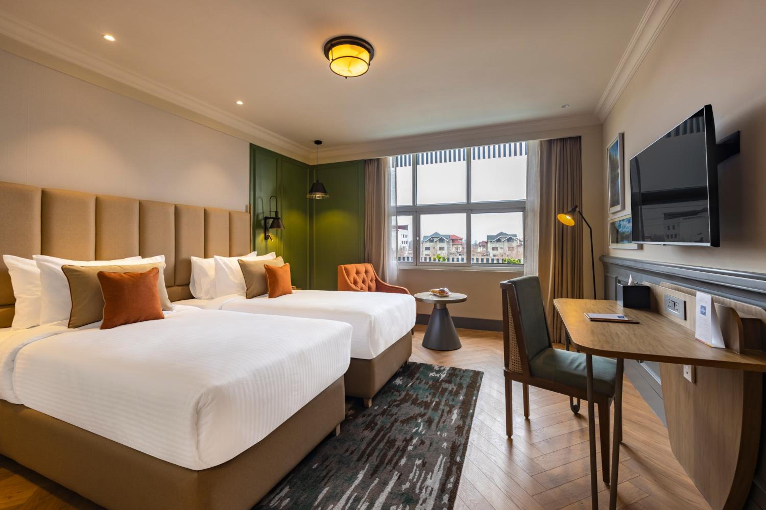 Premium Room  2 Single Beds - Photo 3