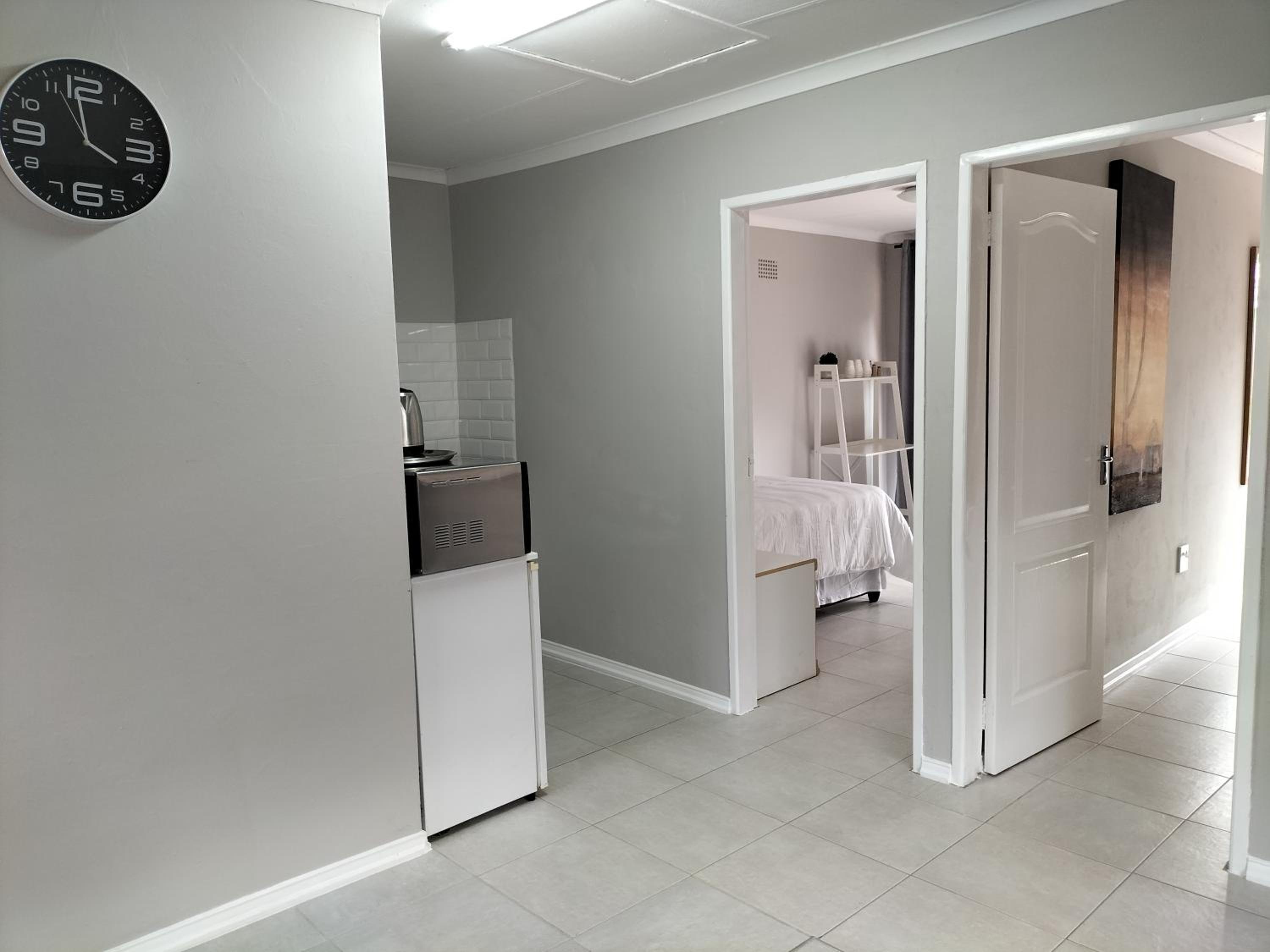 Two-Bedroom Apartment - Photo 14