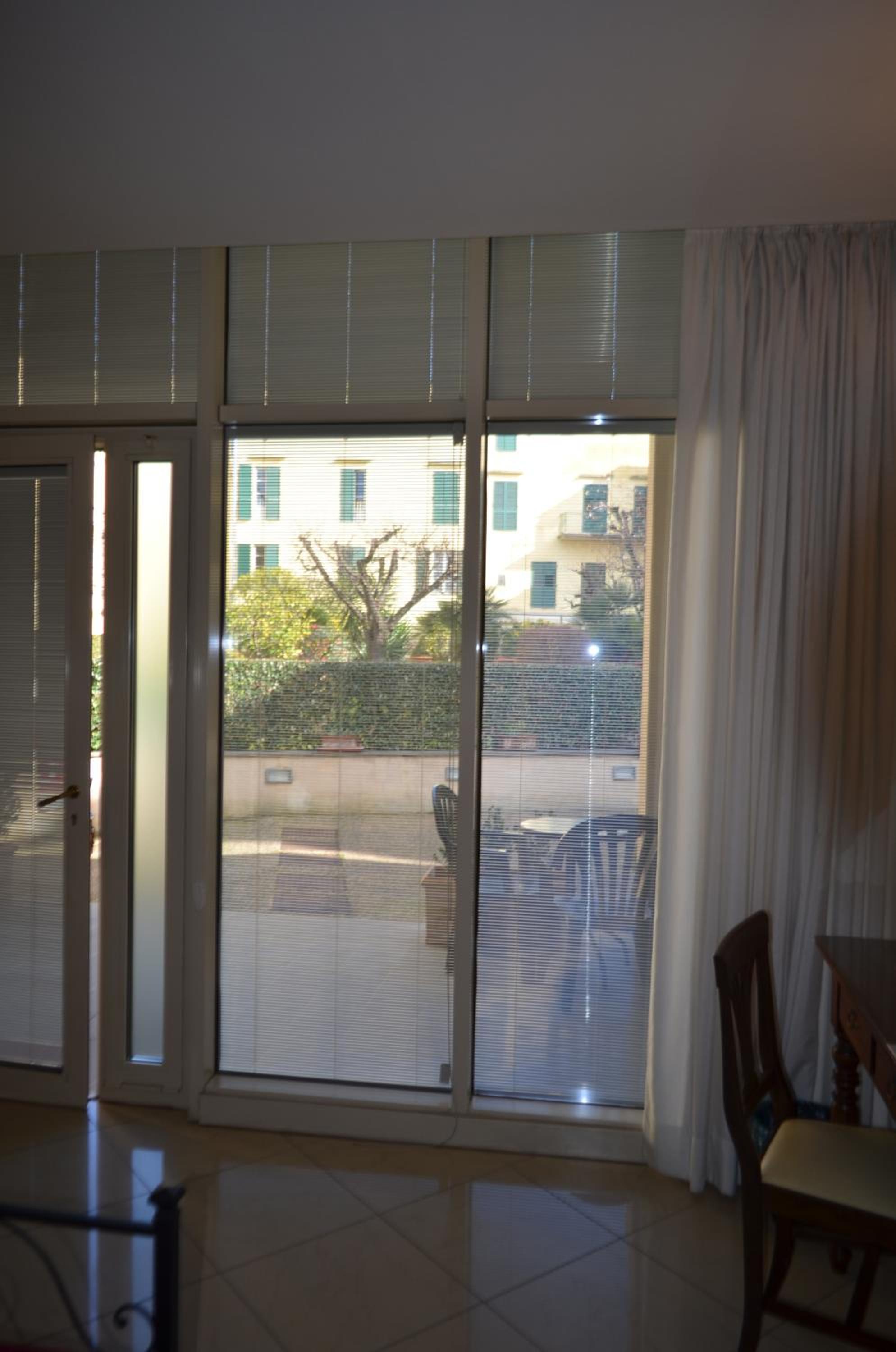 Quadruple Room with Private Bathroom - Photo 3