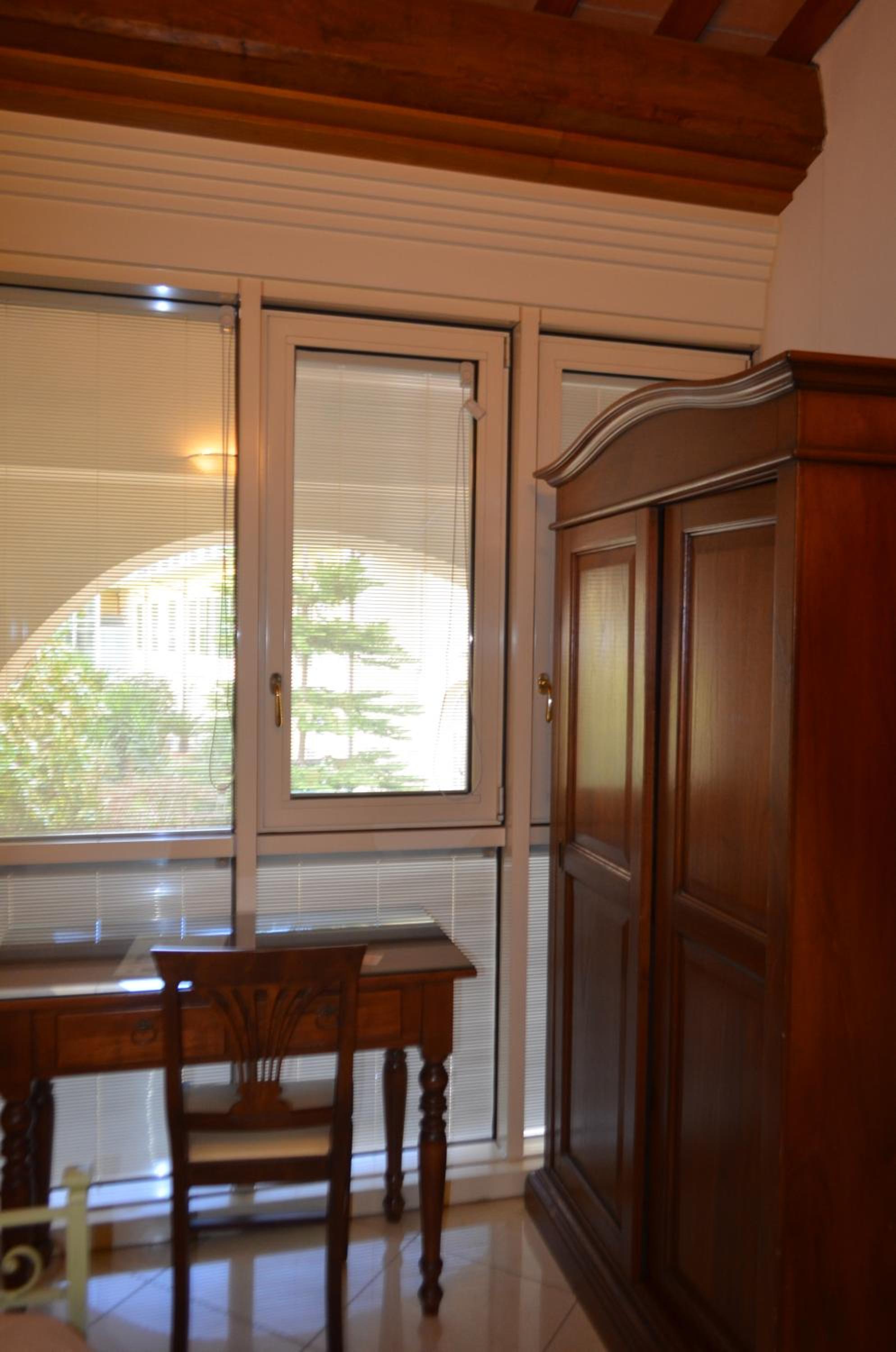 Twin Room - Photo 17