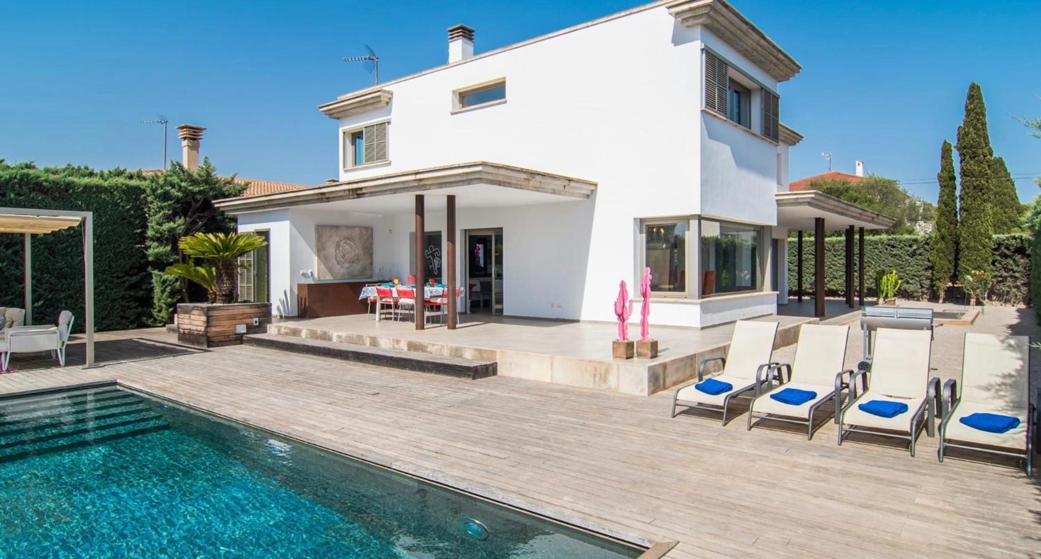 Villa With Garden View photo 3