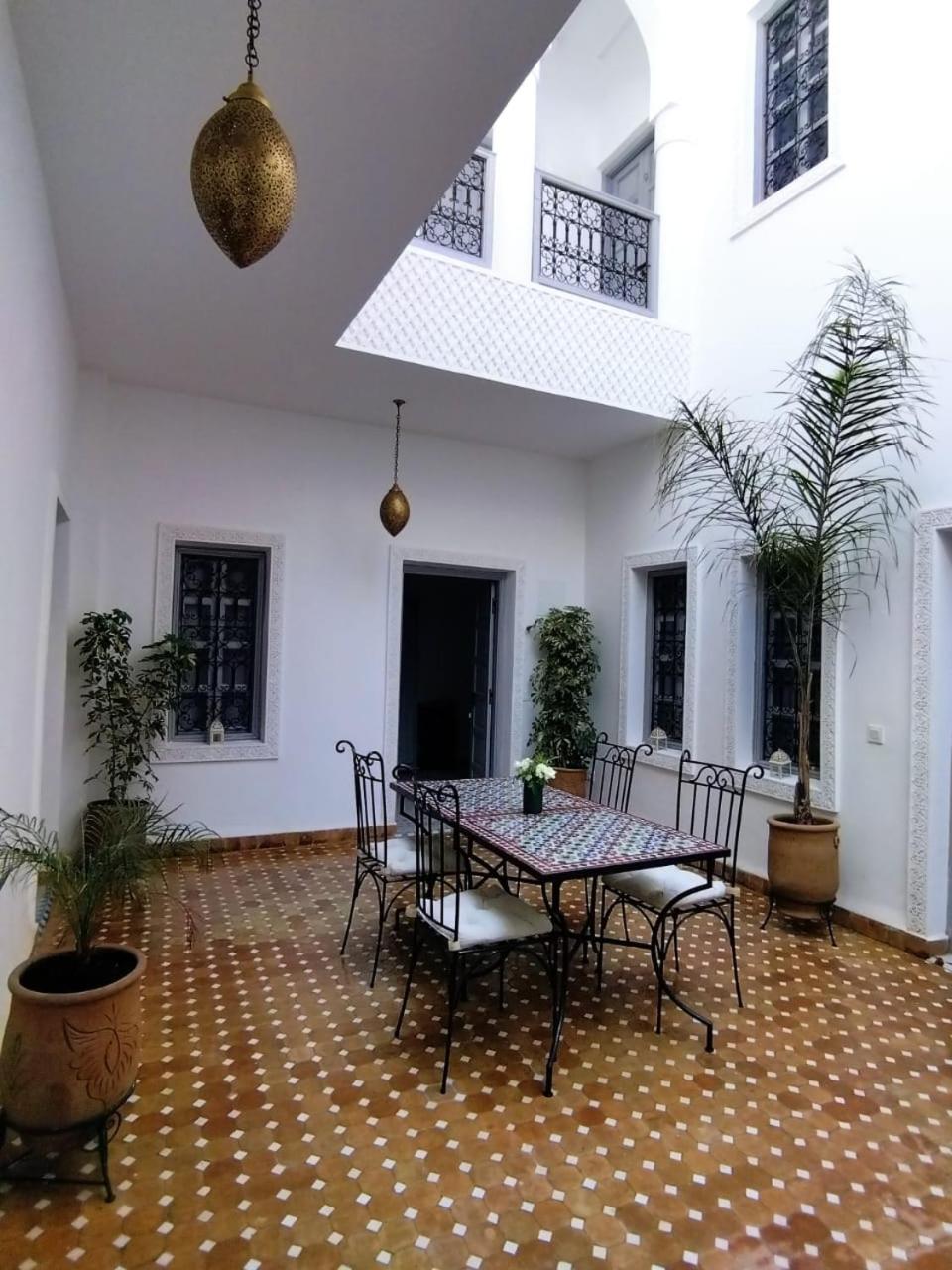 Double Room - Photo 15