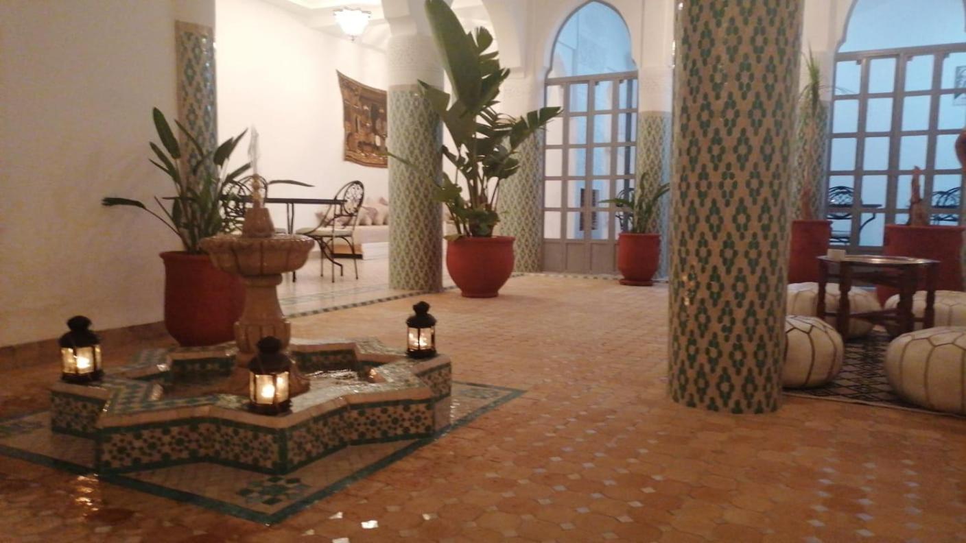 Double Room - Photo 16