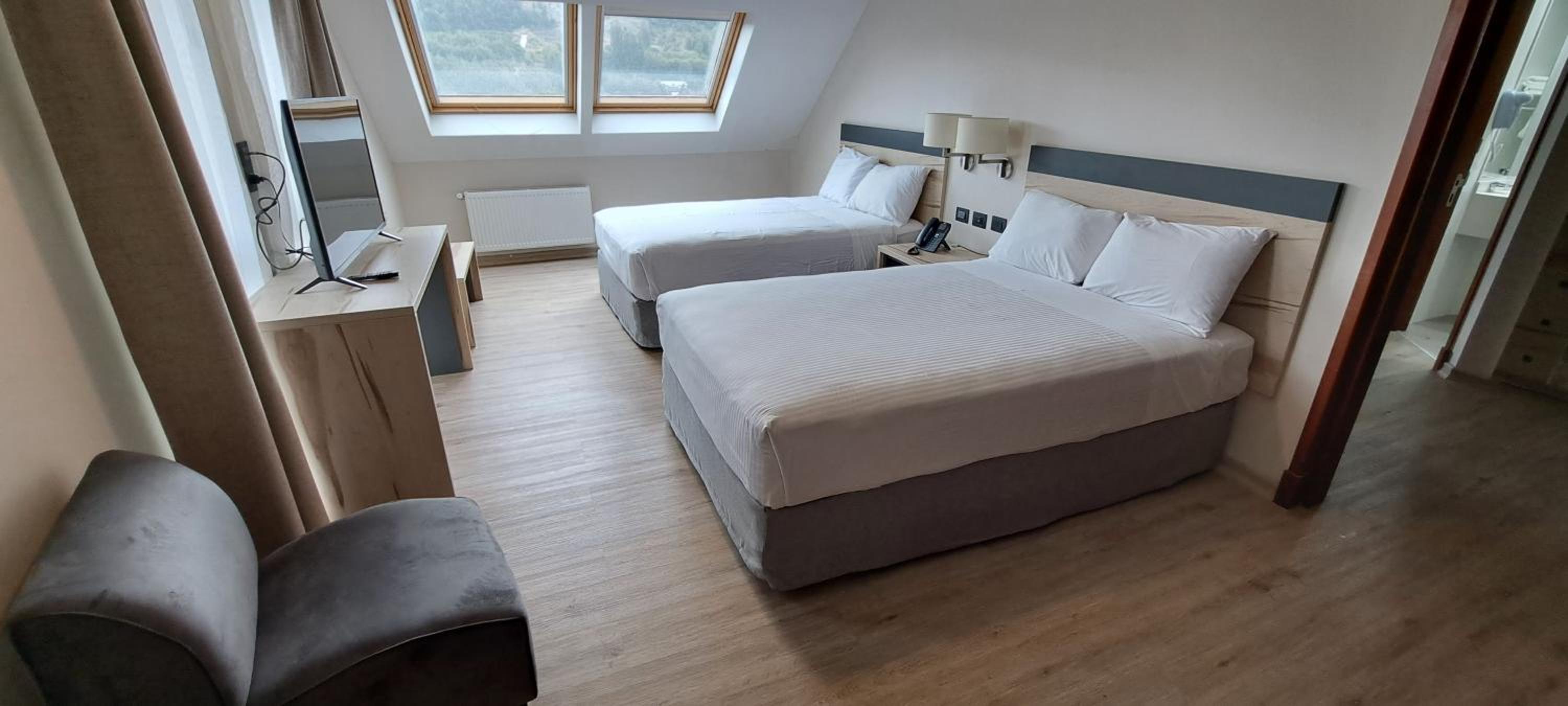 Standard Twin Room photo 1