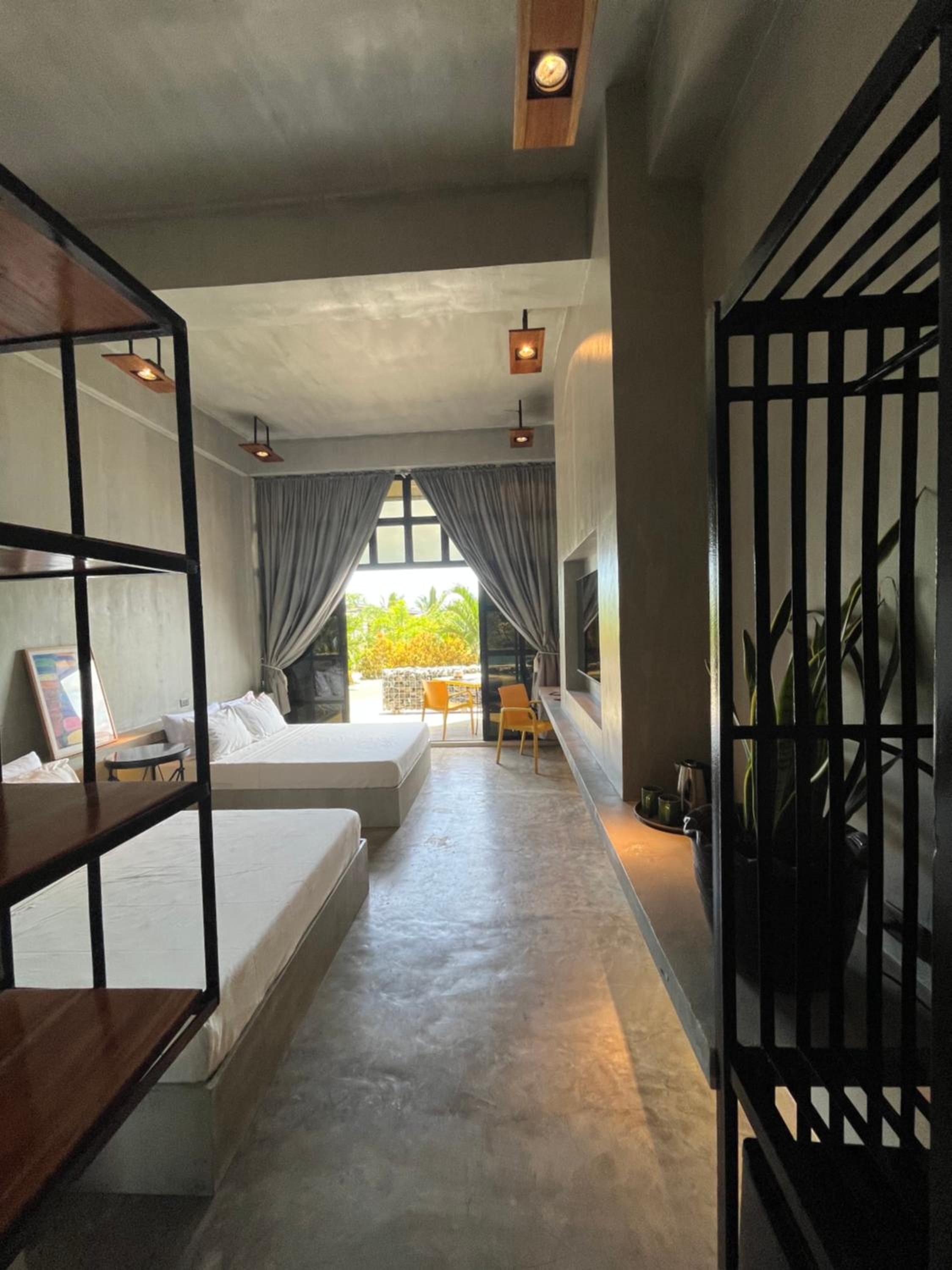 Deluxe Double or Twin Room with Pool Access - Photo 3