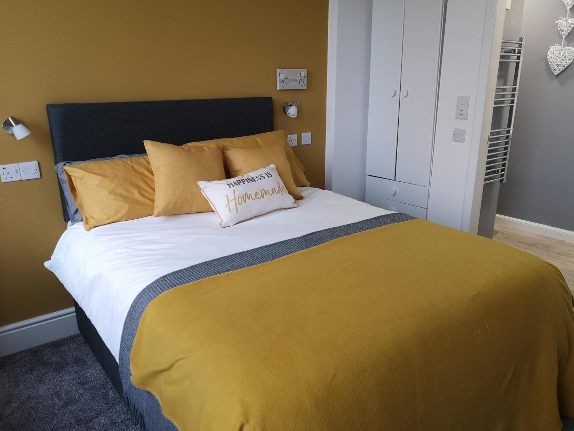 Deluxe Double Room with Shower photo 1