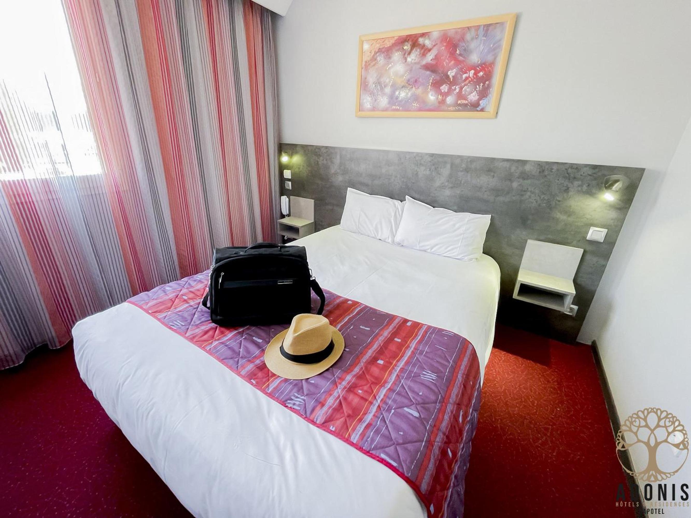 Standard Double Room - Photo 5