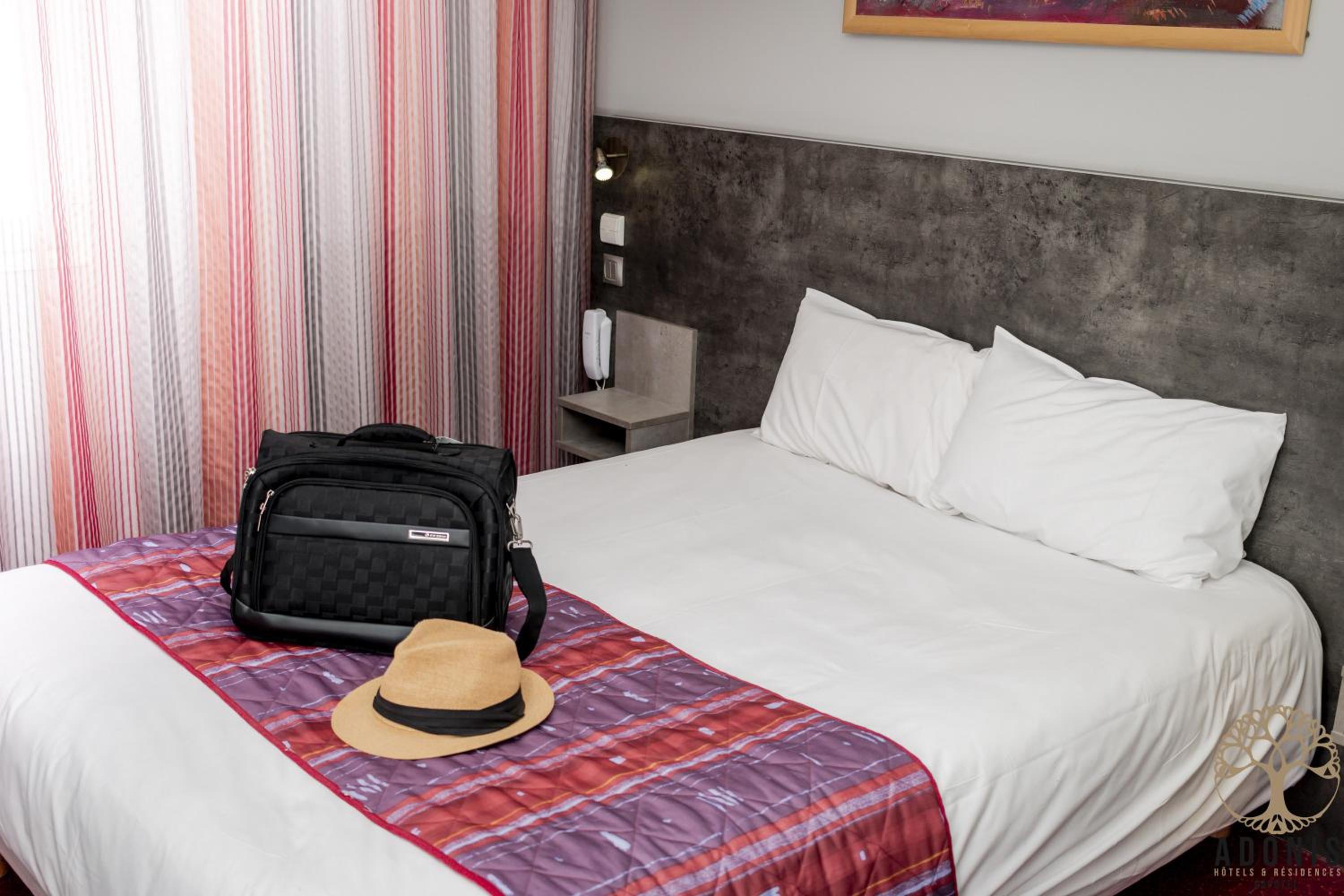 Standard Double Room - Photo 3