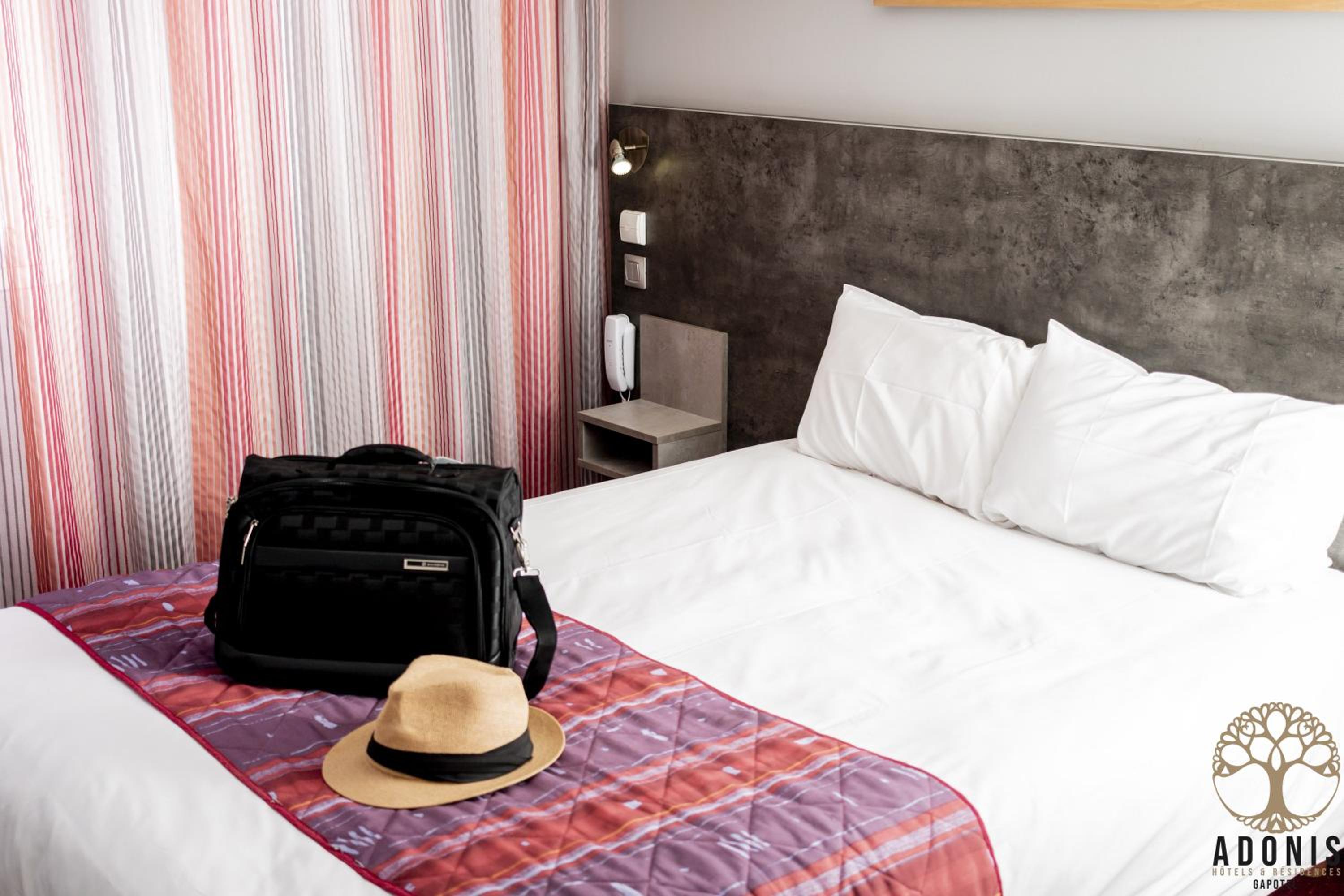 Standard Double Room - Photo 2