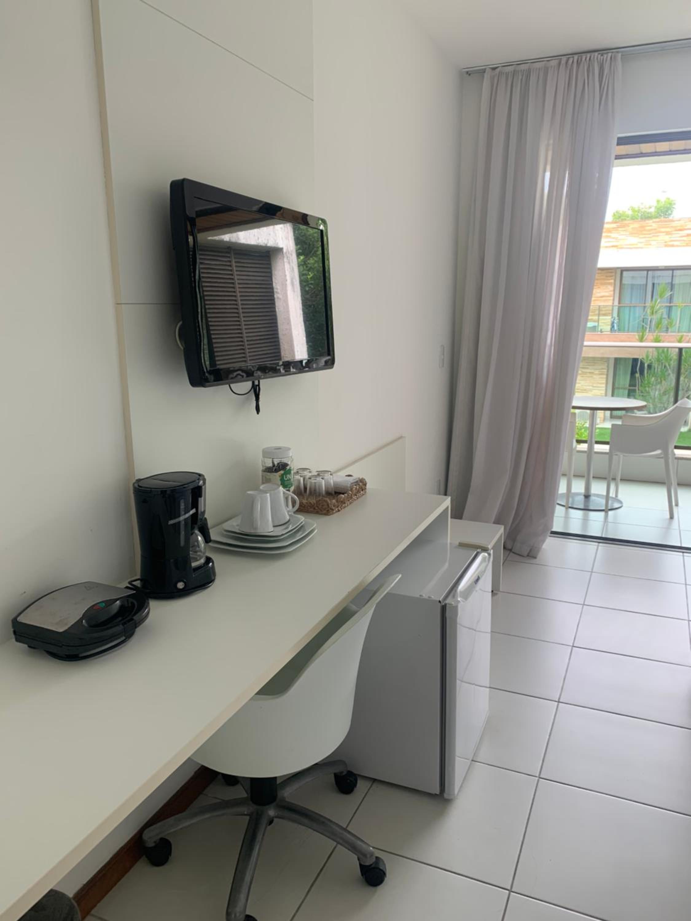 Apartment with Balcony photo 2