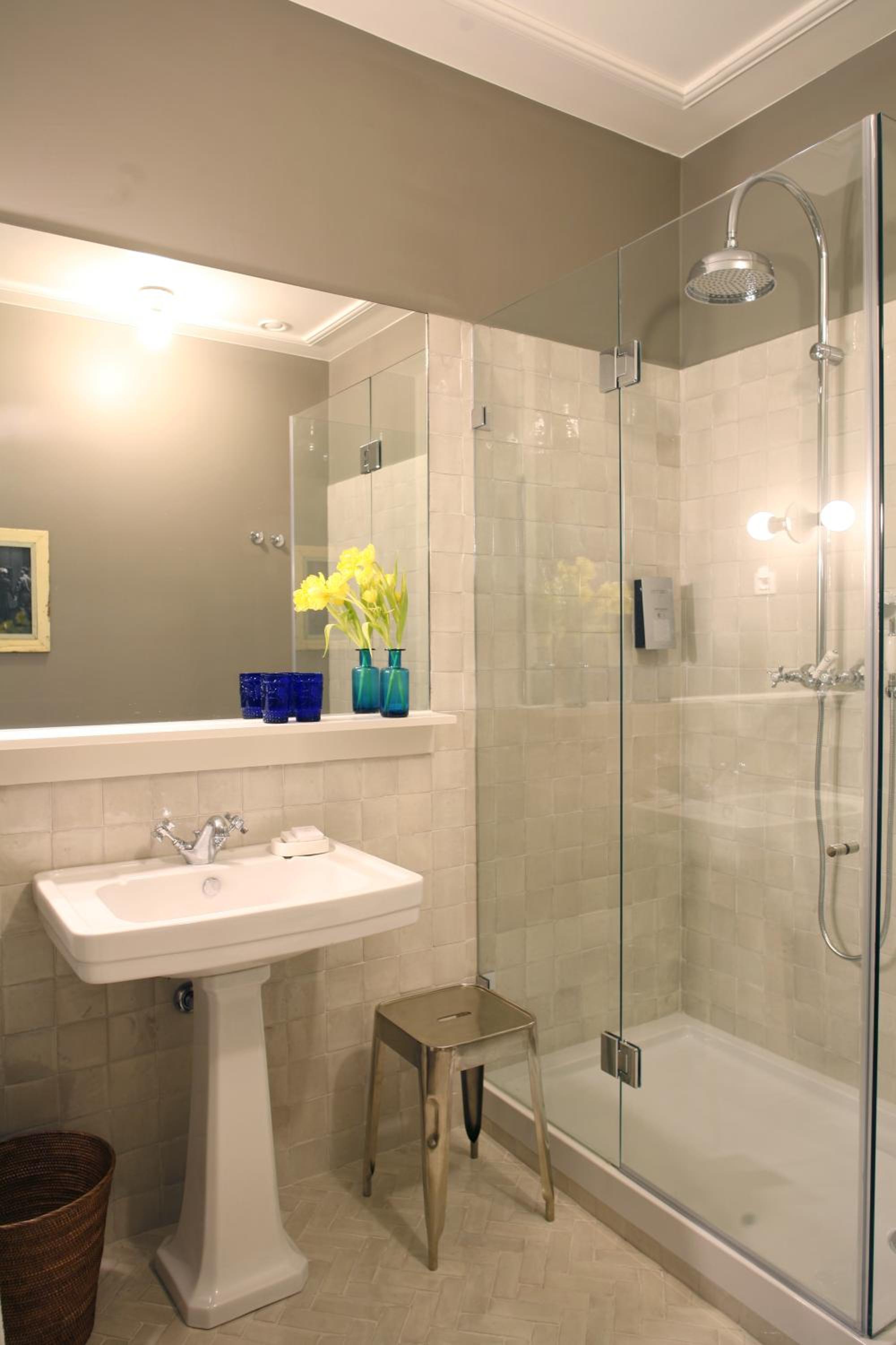 Standard Double or Twin Room photo 3