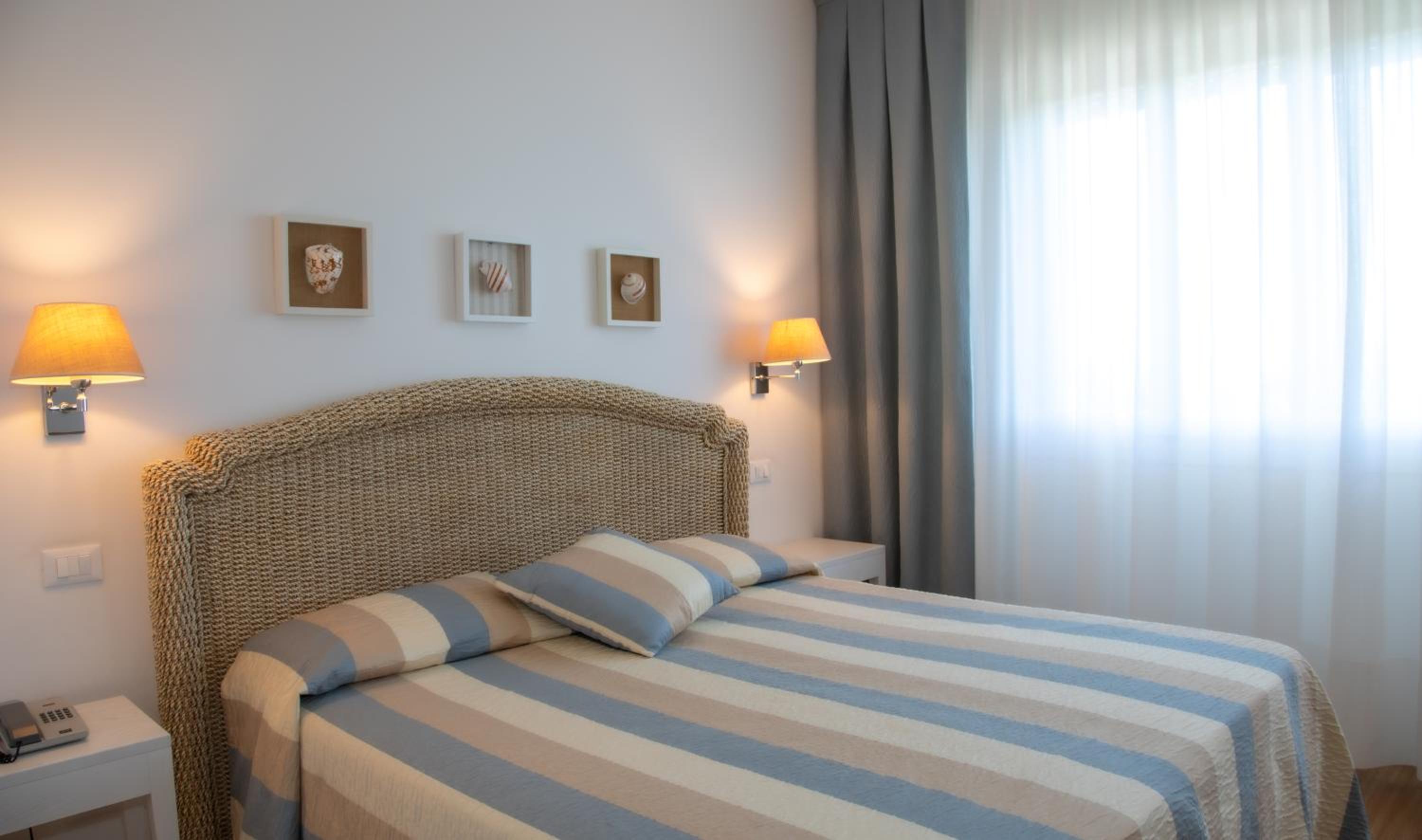 Double or Twin Room photo 2