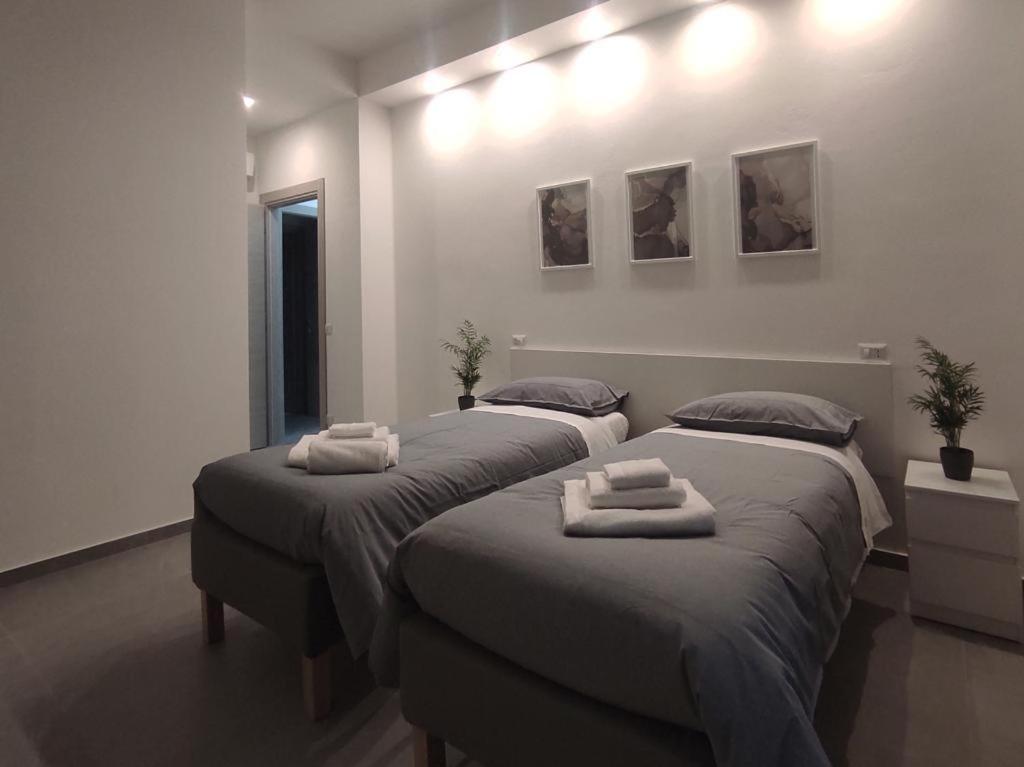 Double or Twin Room with Private Bathroom