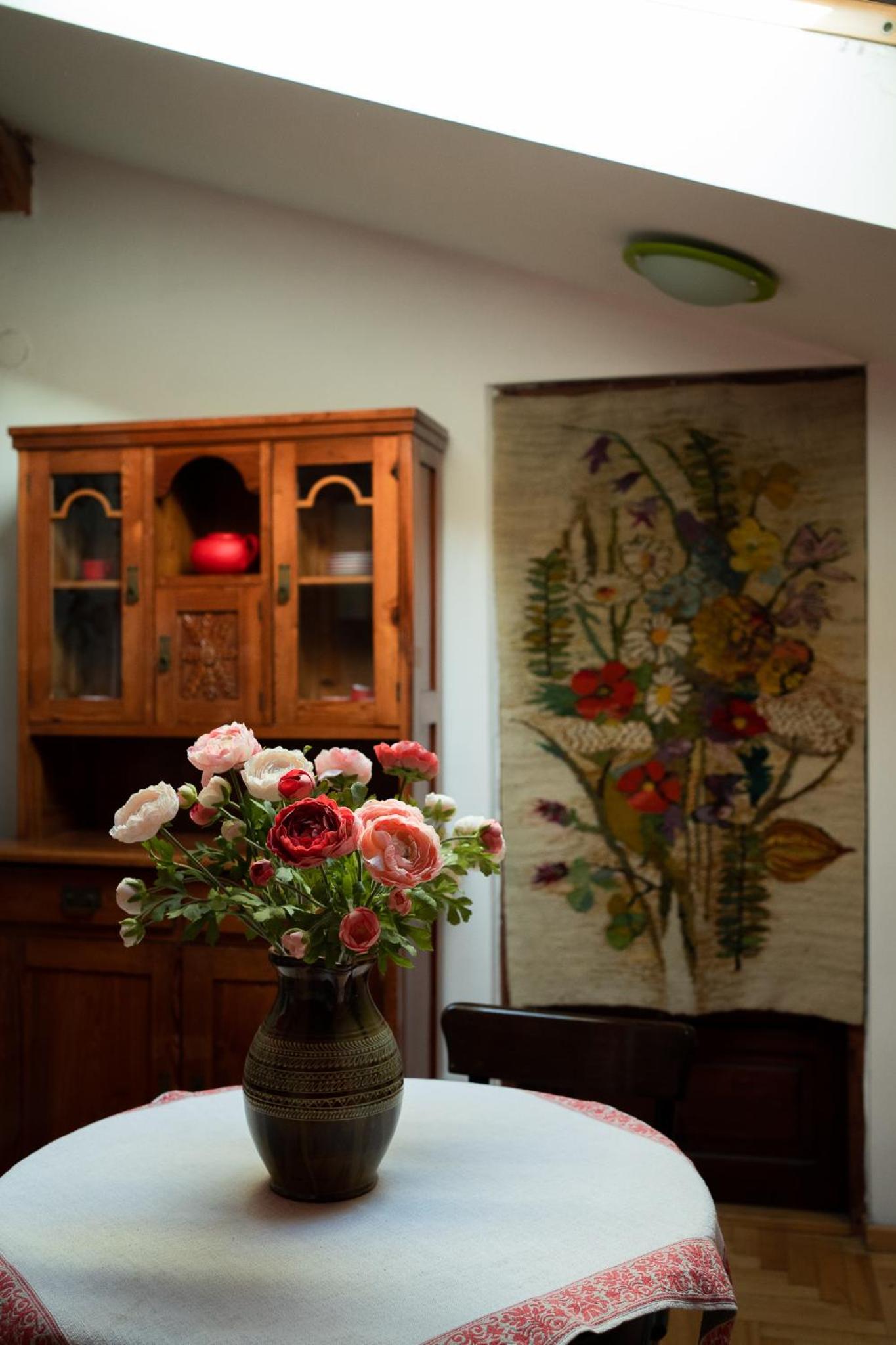 Two-Bedroom Apartment (3 Adults) - Photo 7