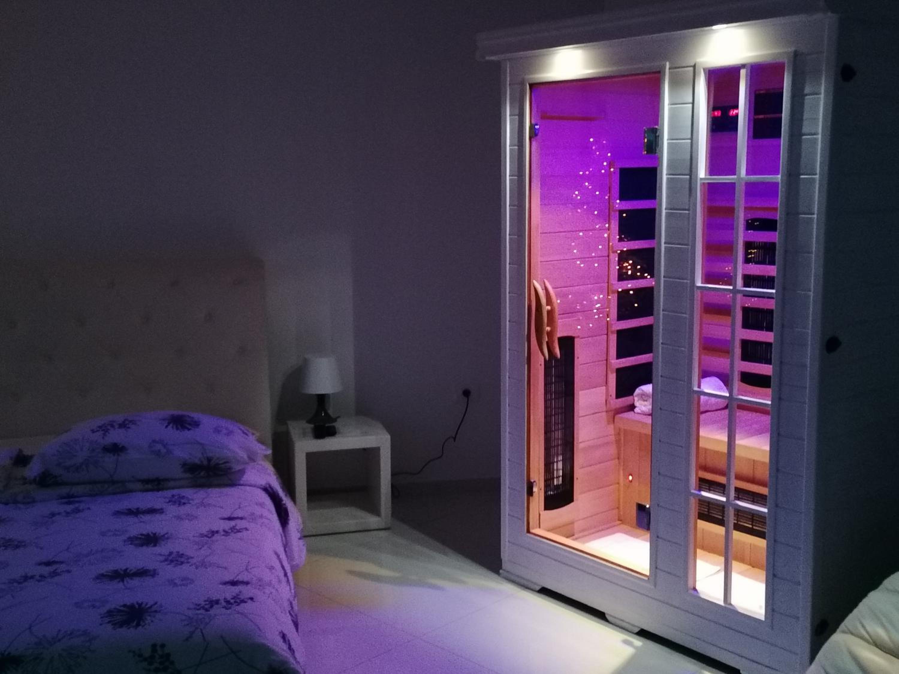 Apartment with Sauna and Sea View - Photo 6