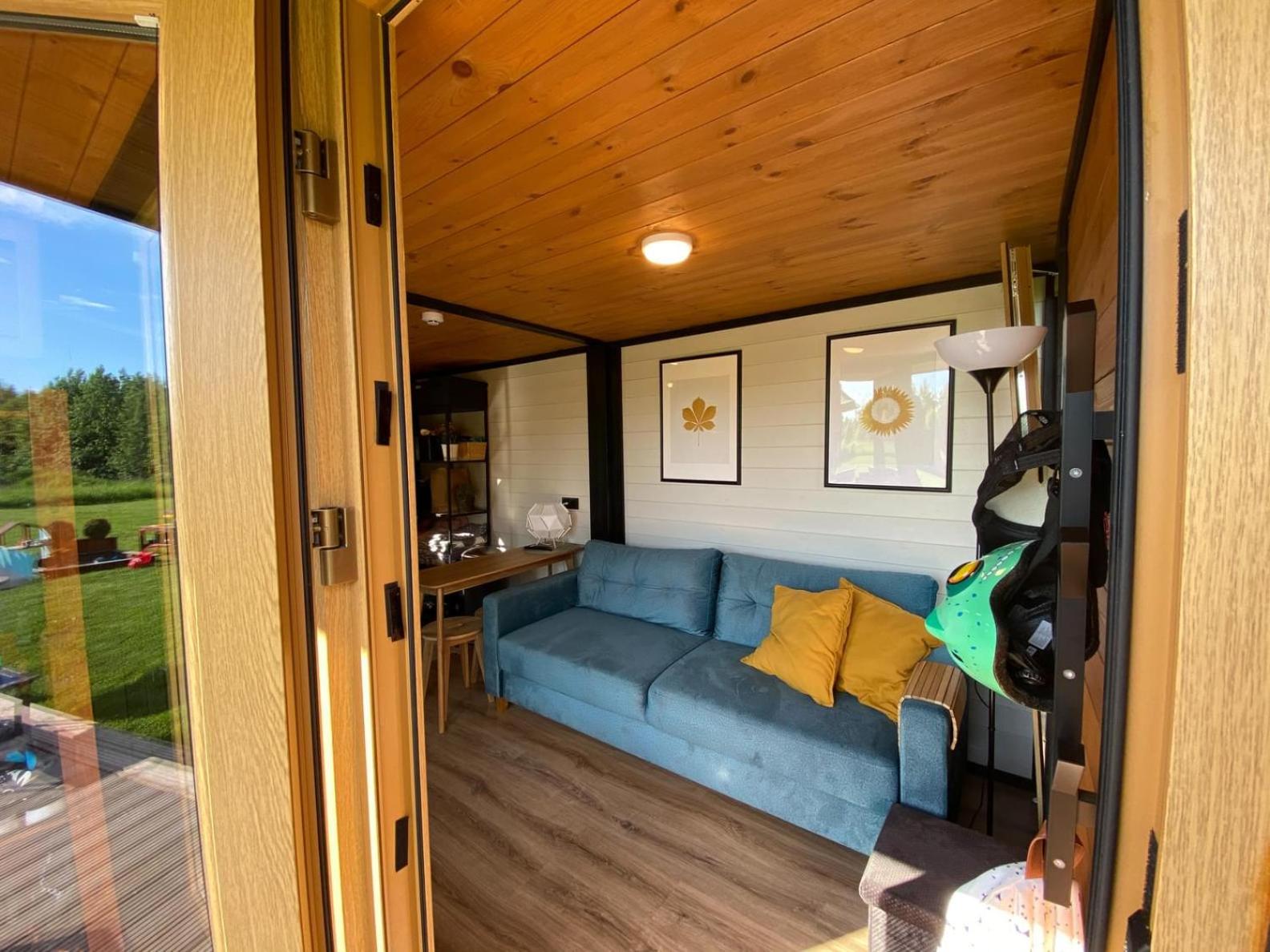 One-Bedroom House - Photo 3