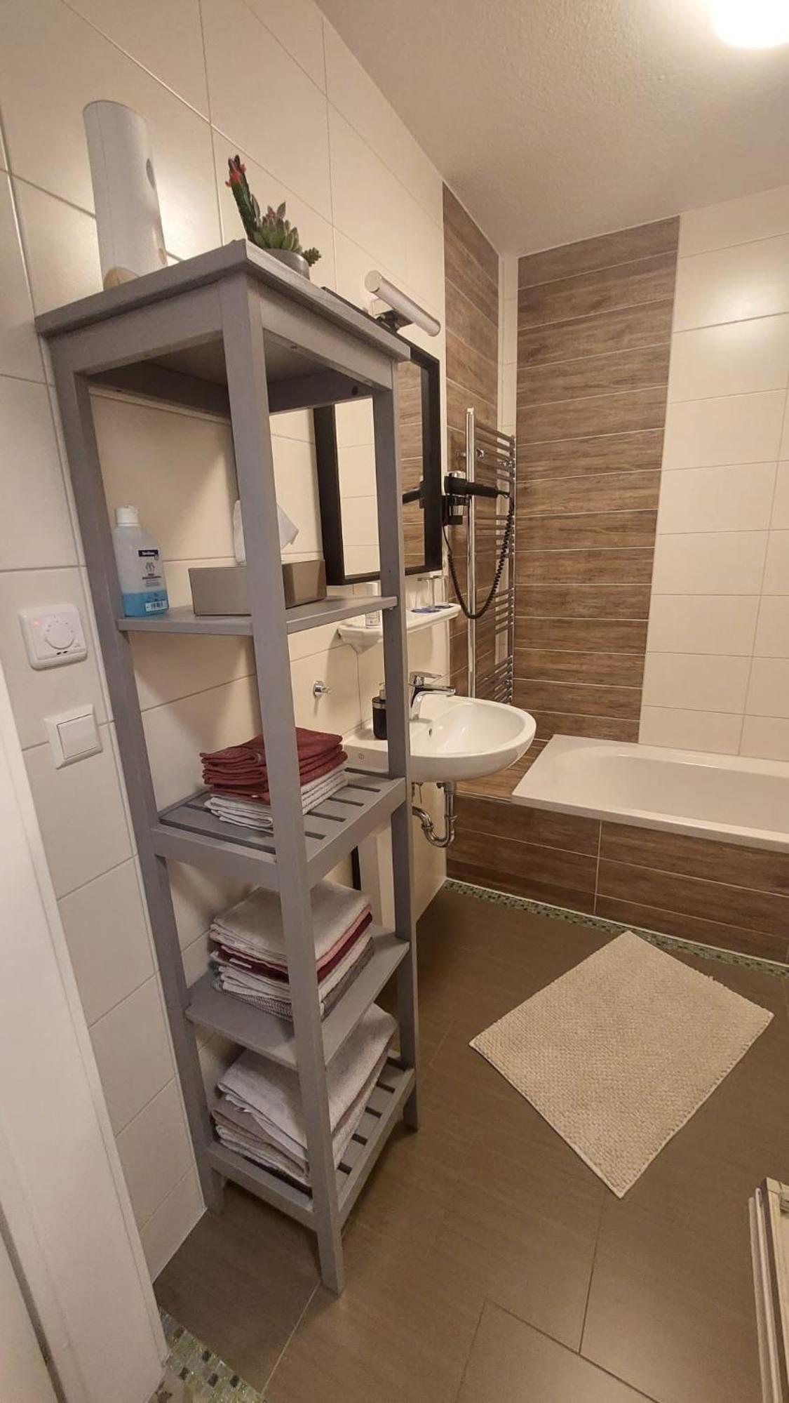Deluxe Double or Twin Room photo 2