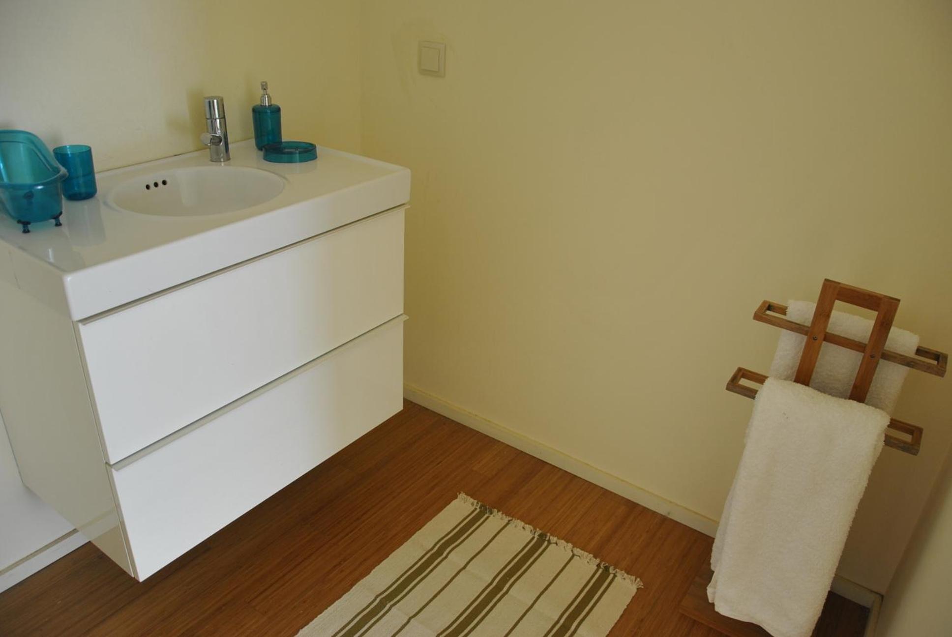 Four-Bedroom House photo 3