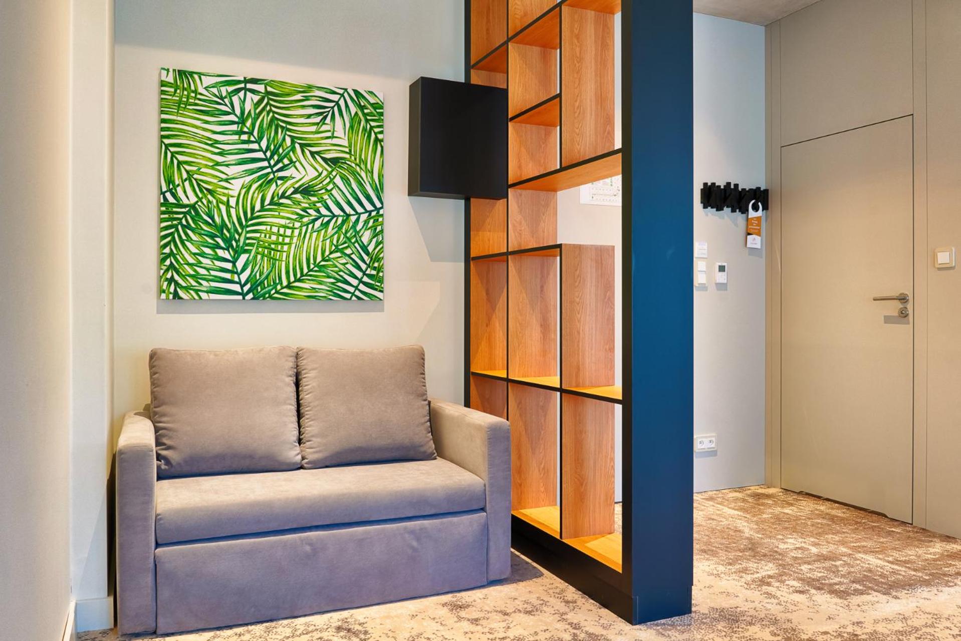 Deluxe Family Room