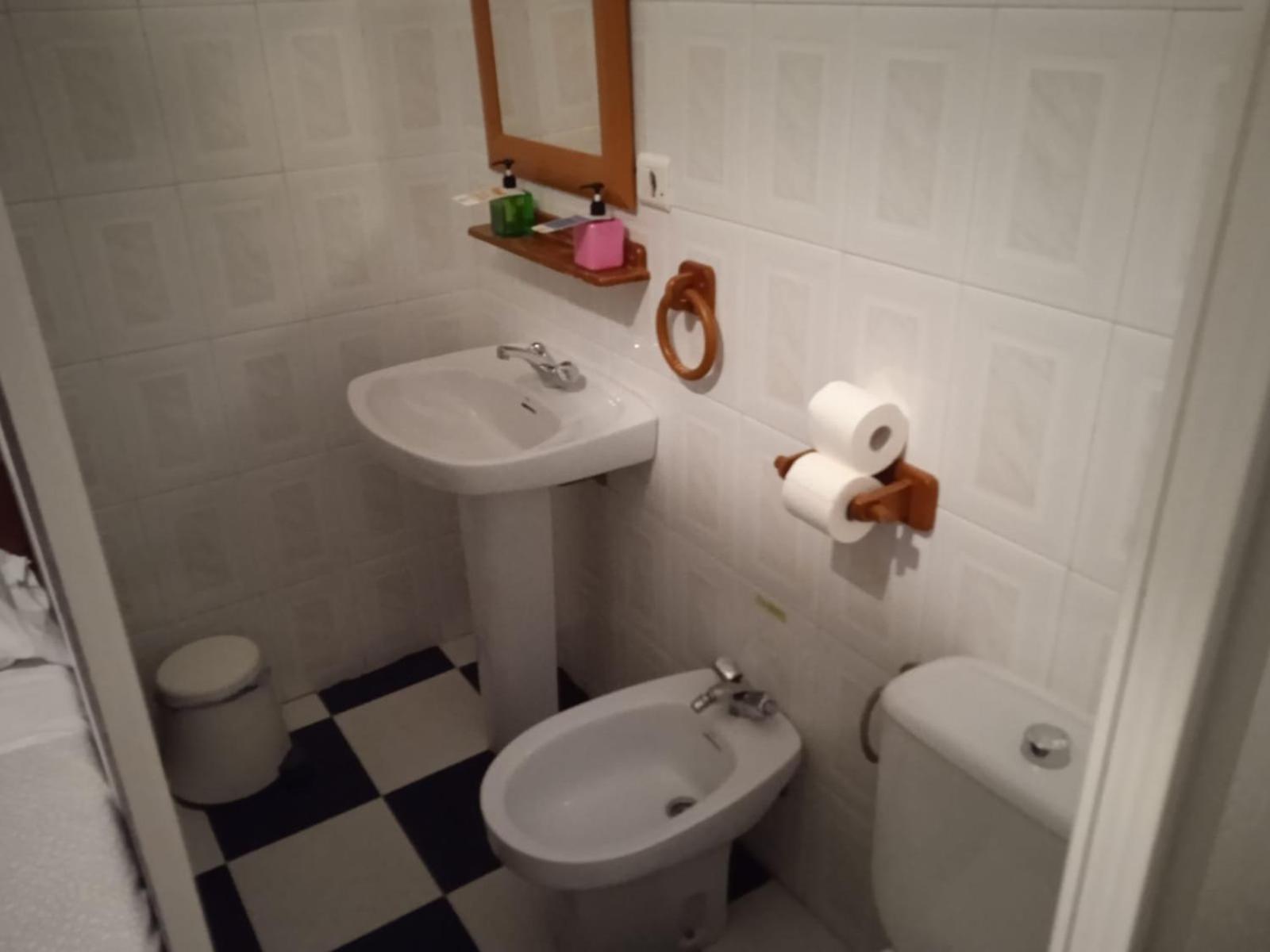 Economy Single Room photo 3