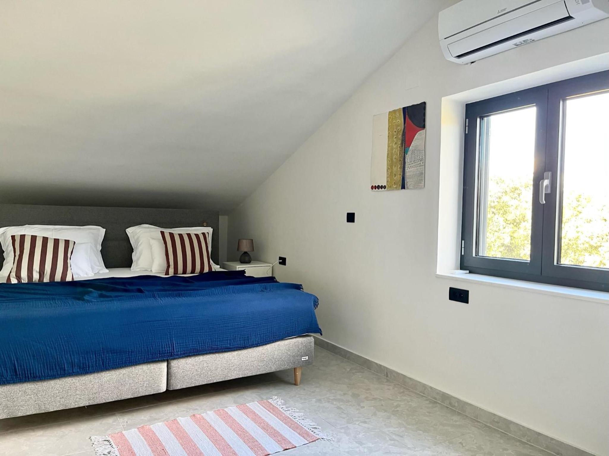 Two-Bedroom Apartment photo 2