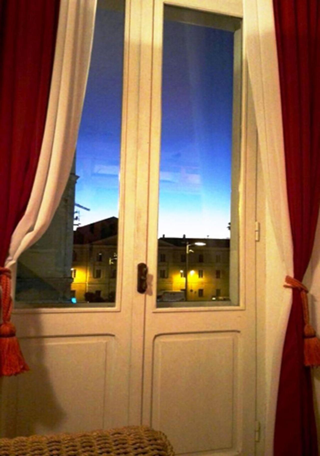 Double Room with Balcony photo 2