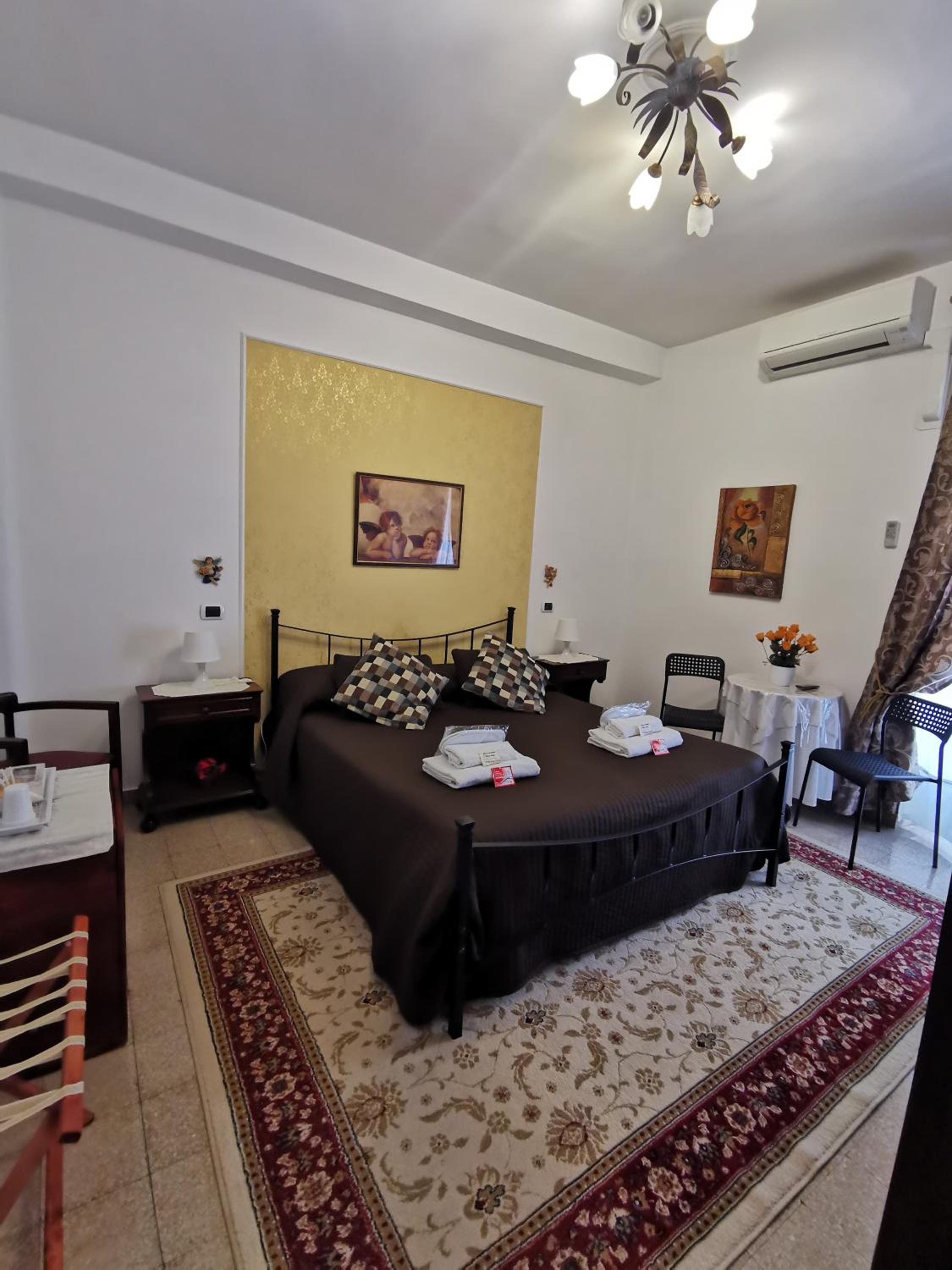 Double or Twin Room with Private Bathroom