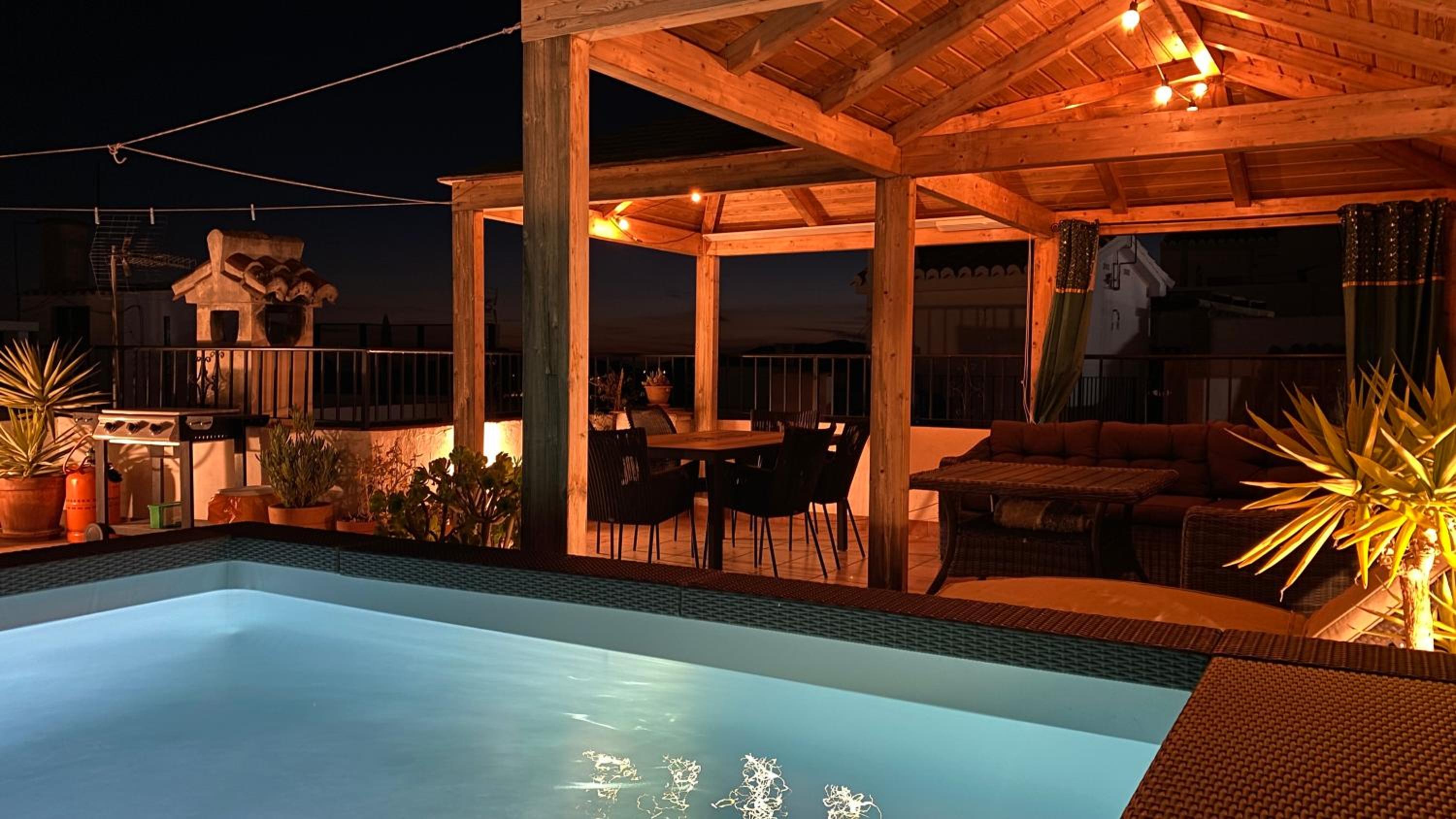 Three-Bedroom Villa photo 2