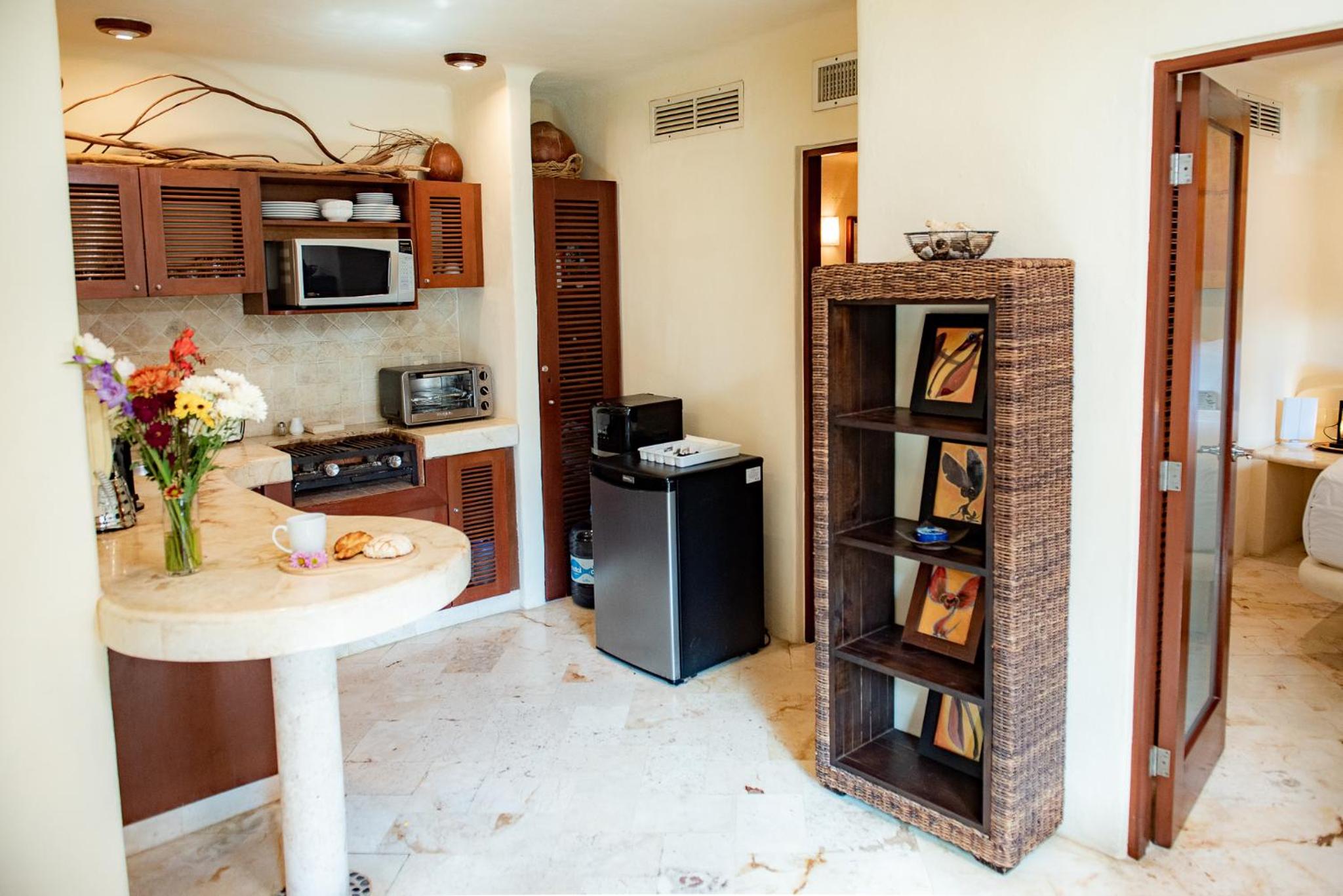 One-Bedroom Apartment - Photo 14