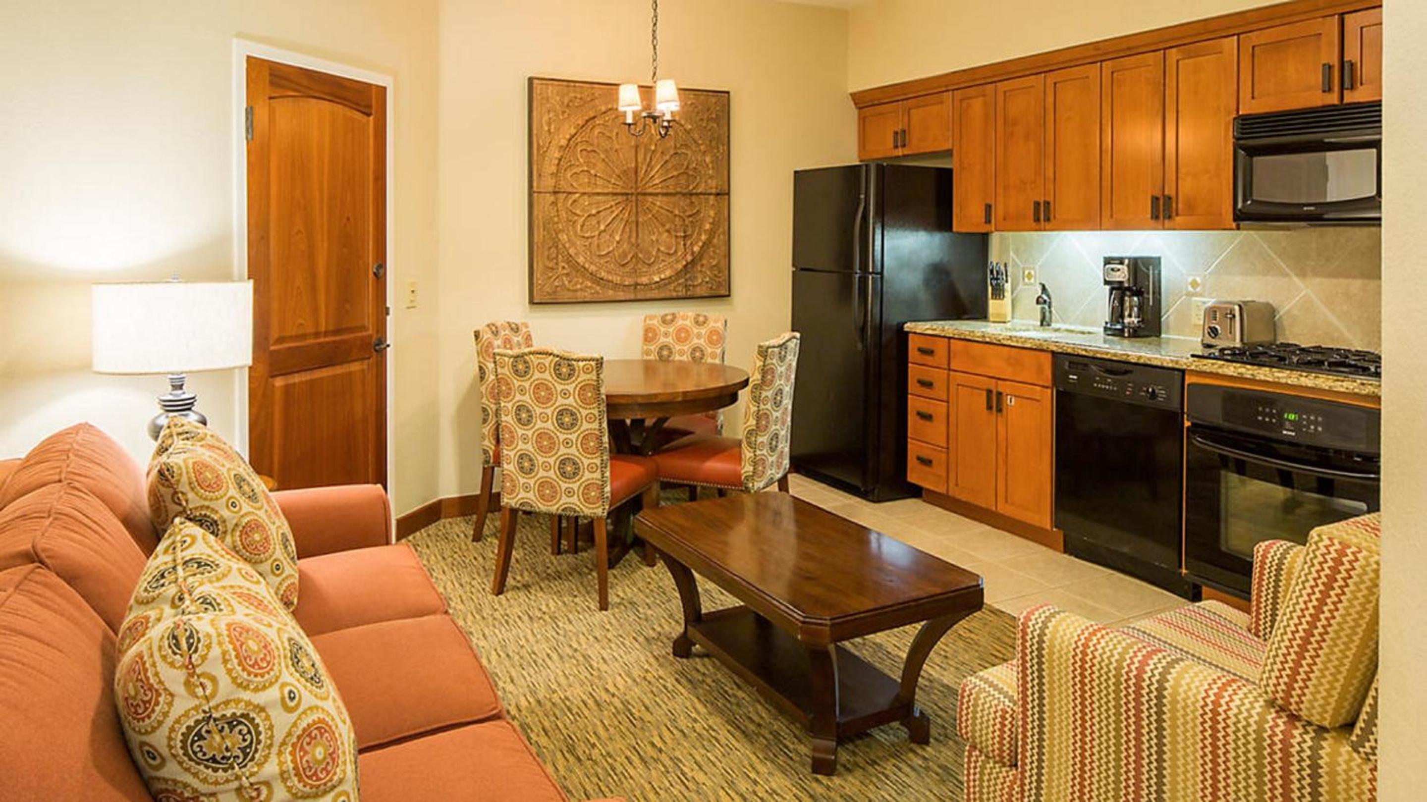 One-Bedroom Junior Suite - Disability Access photo 3