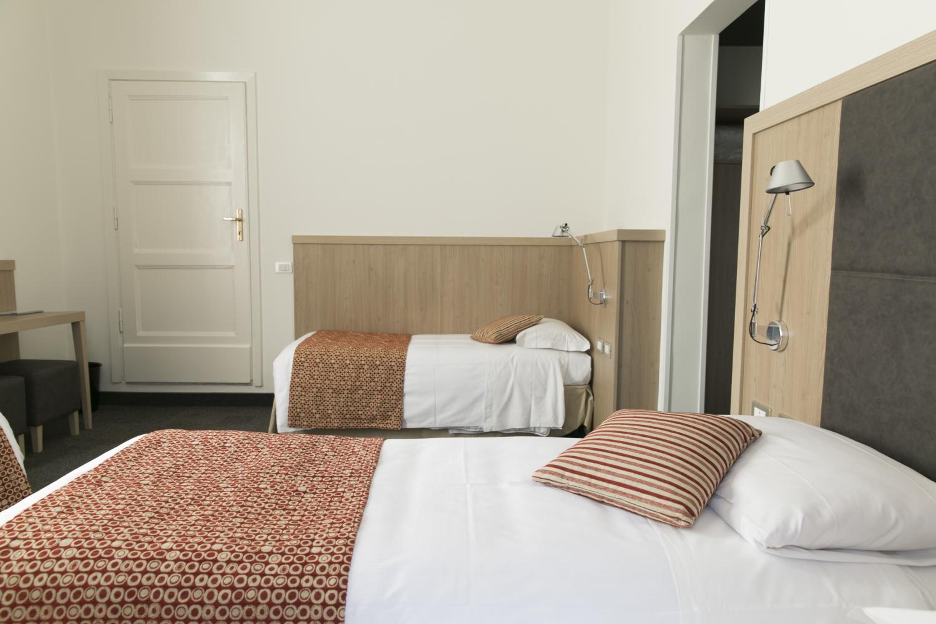 Quadruple Room photo 3