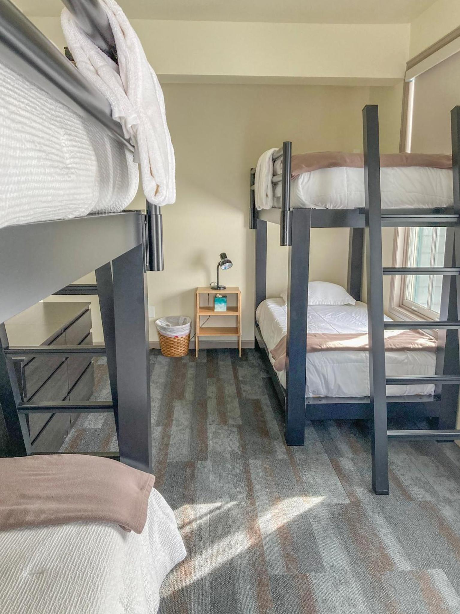 Single Bed In Dormitory Room photo 2