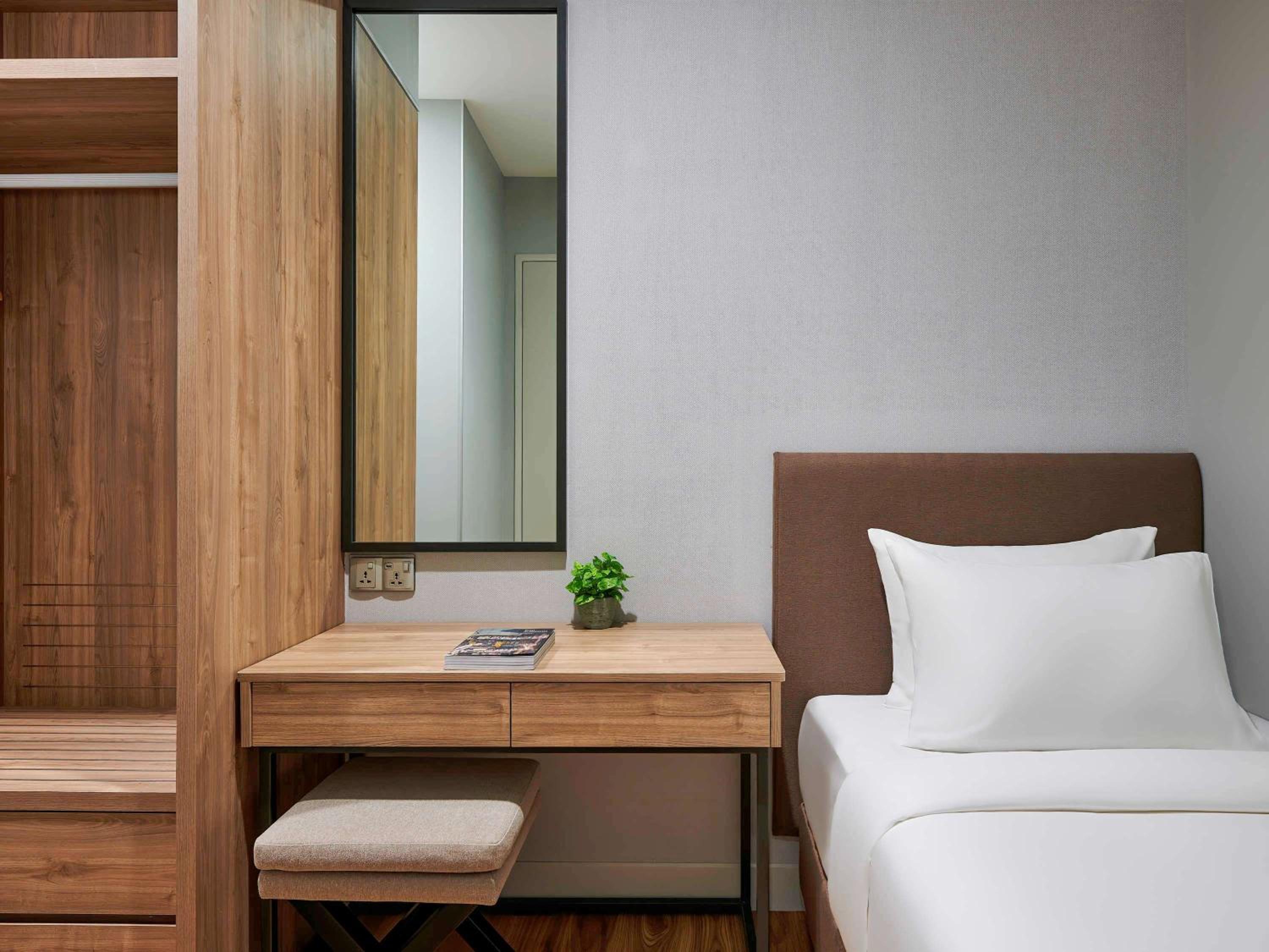 Two-Bedroom Superior Apartment - Photo 3
