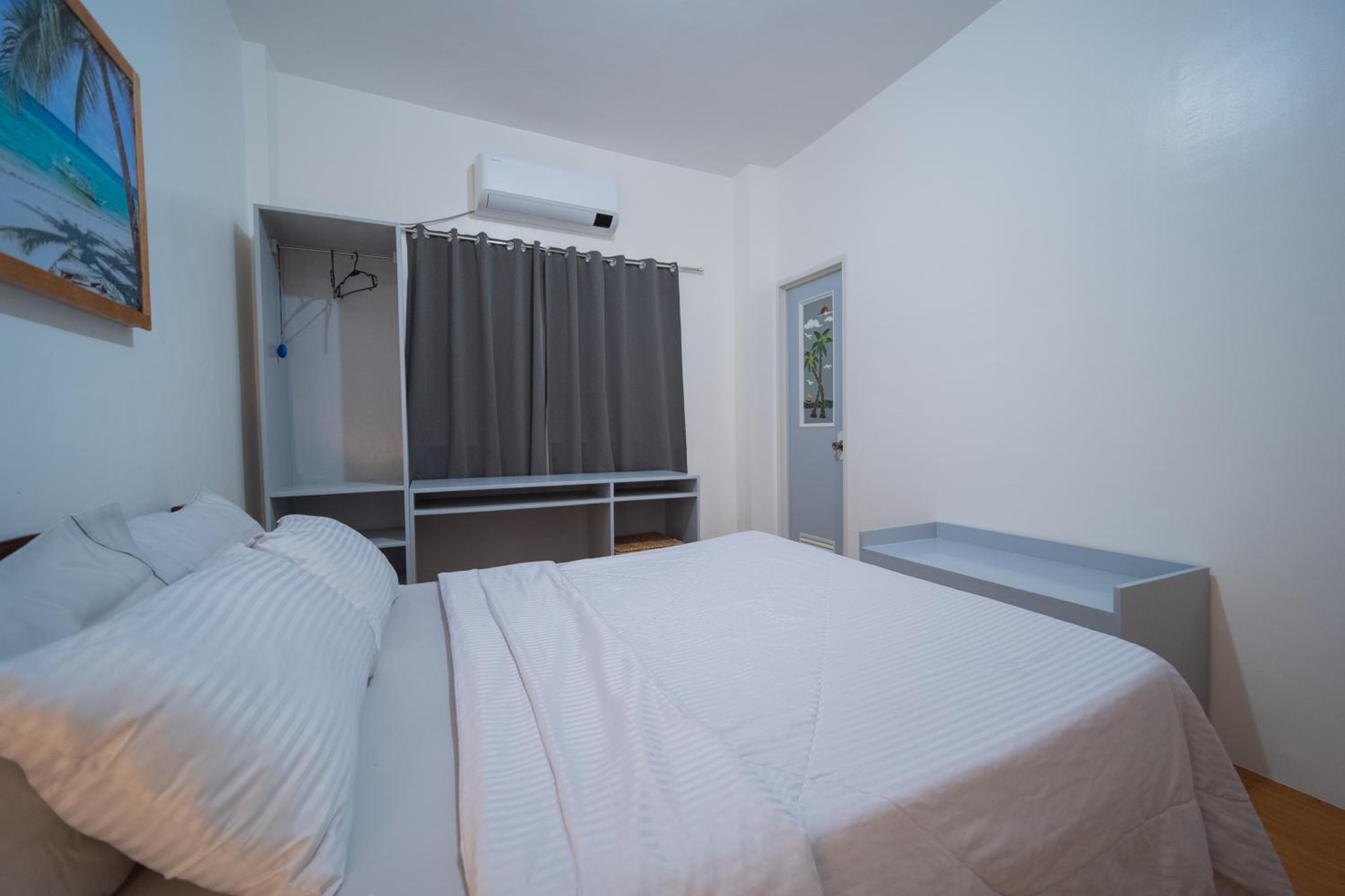 Apartment with Garden View - Photo 20