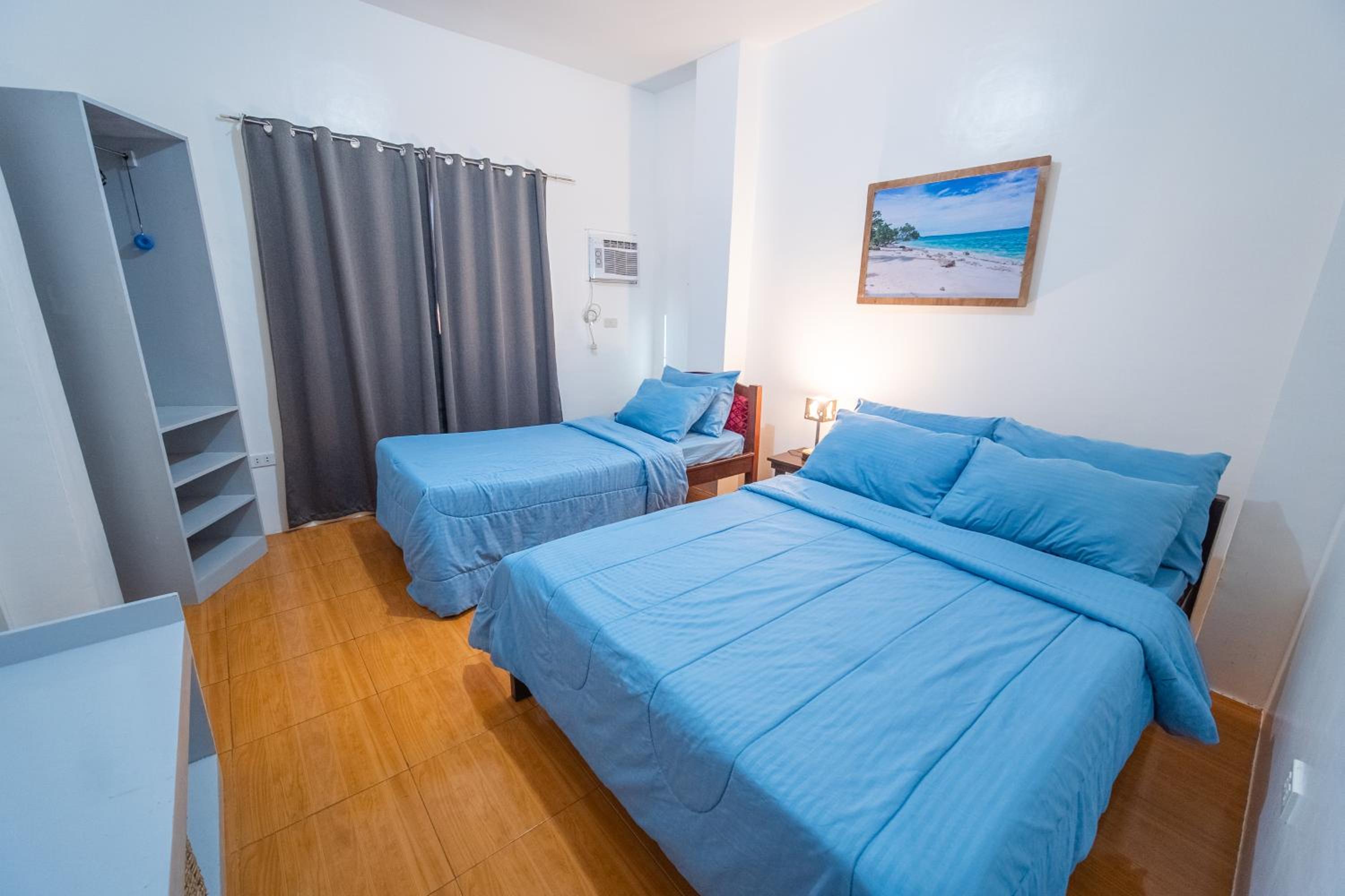 Apartment with Garden View - Photo 10