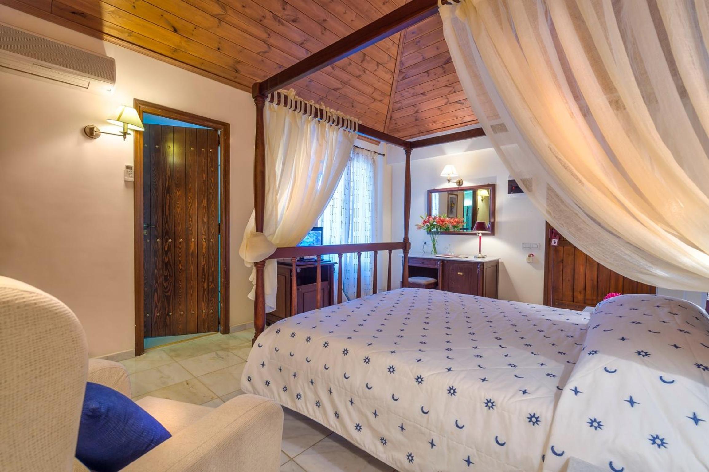Traditional Room