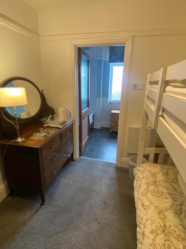 Superior Suite with Sea View - Photo 6