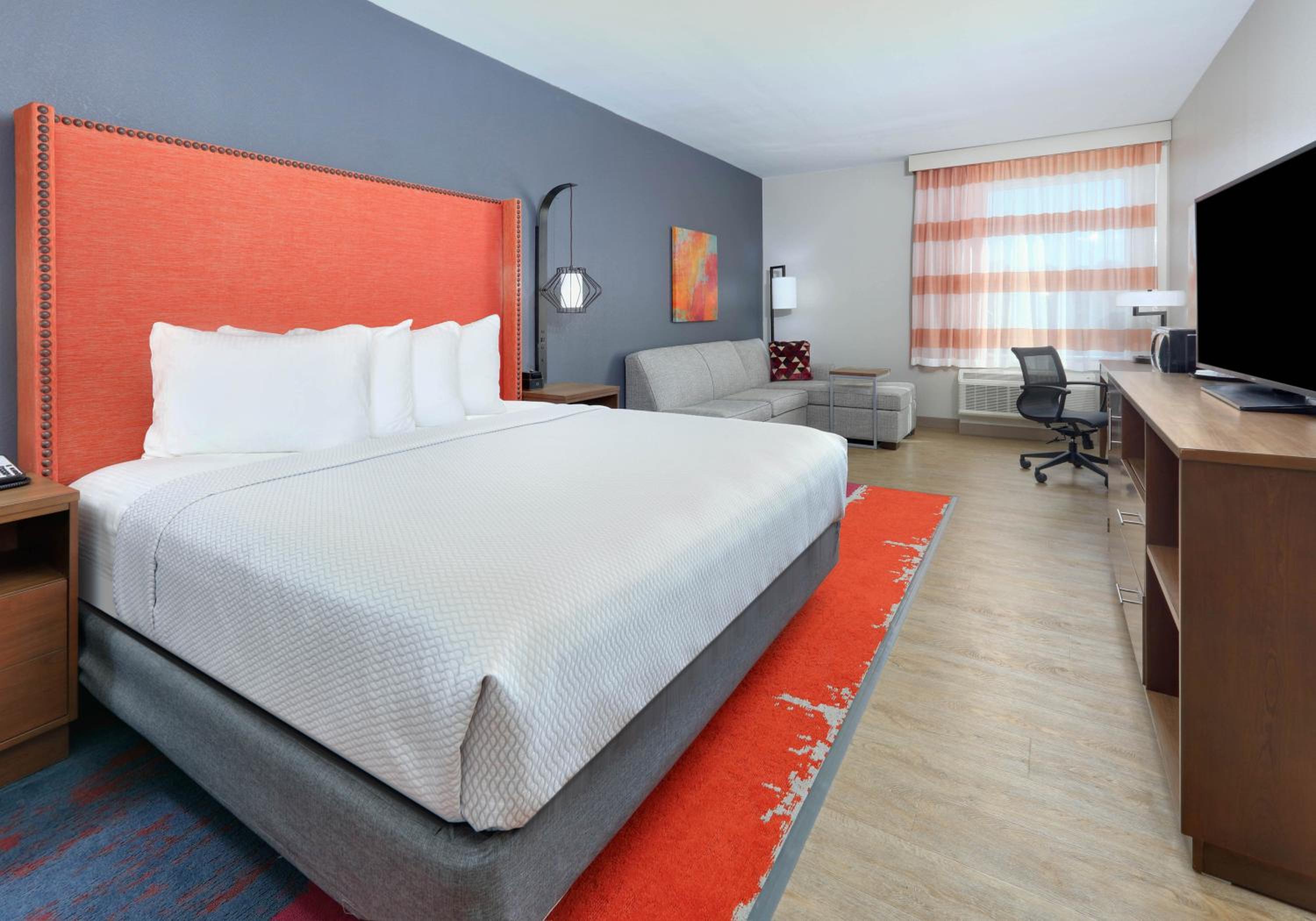 Superior King Room - Photo 4
