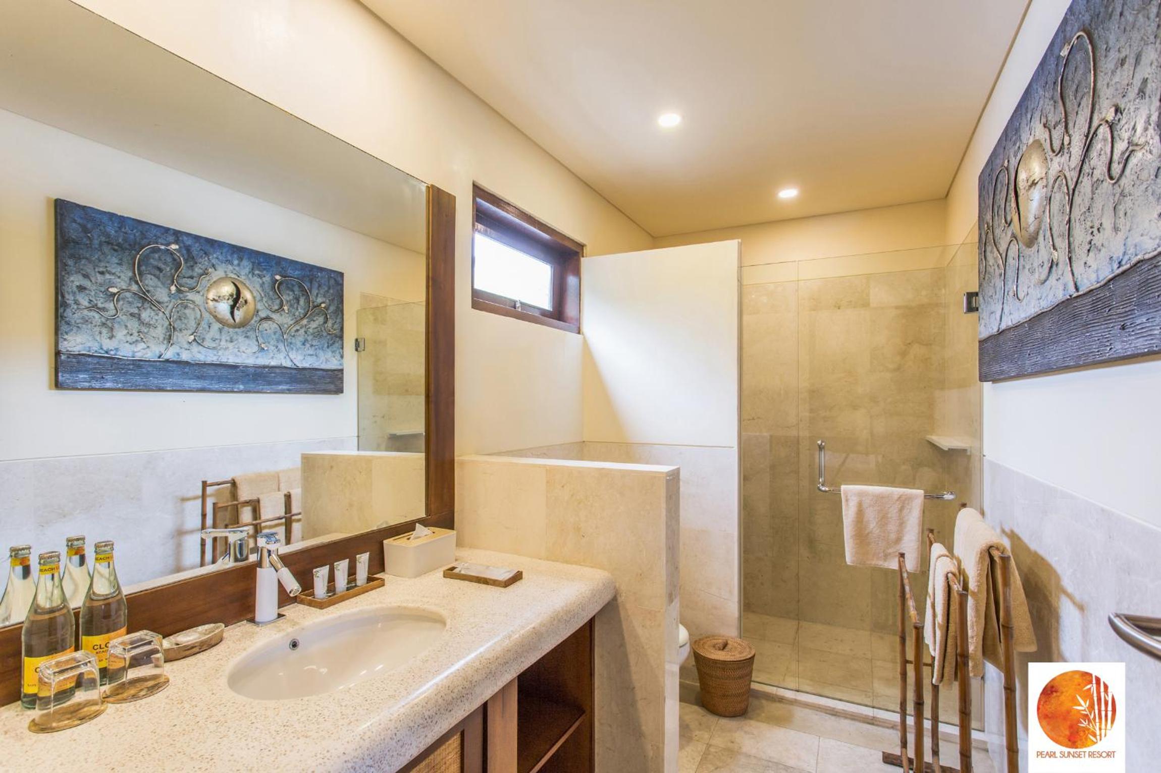 Junior Suite (Adult Only) - Photo 2