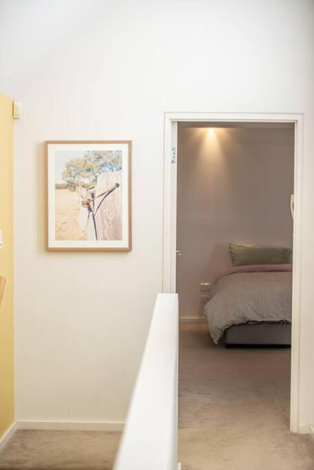 Three-Bedroom House photo 2
