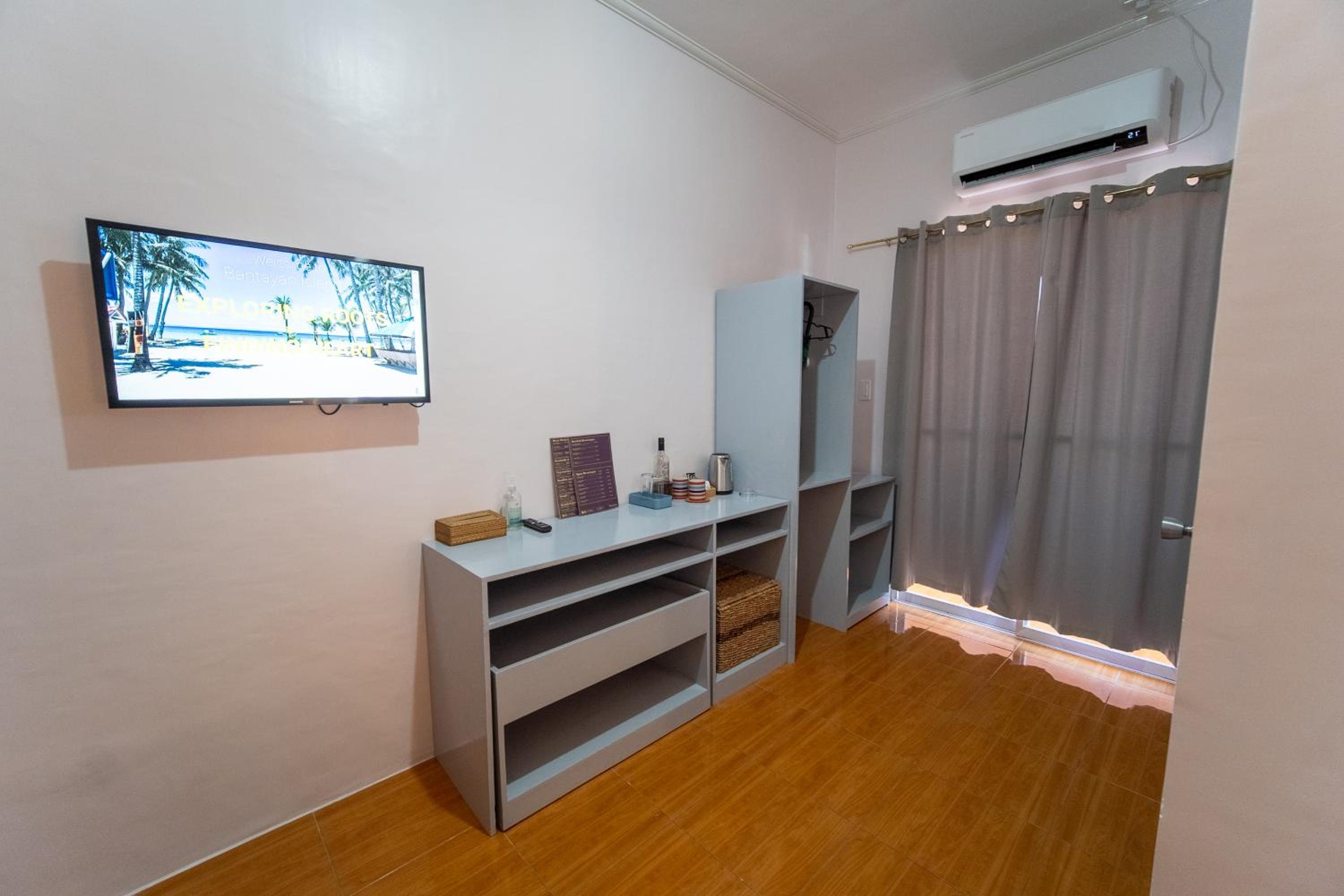 Double Room with Balcony - Photo 29